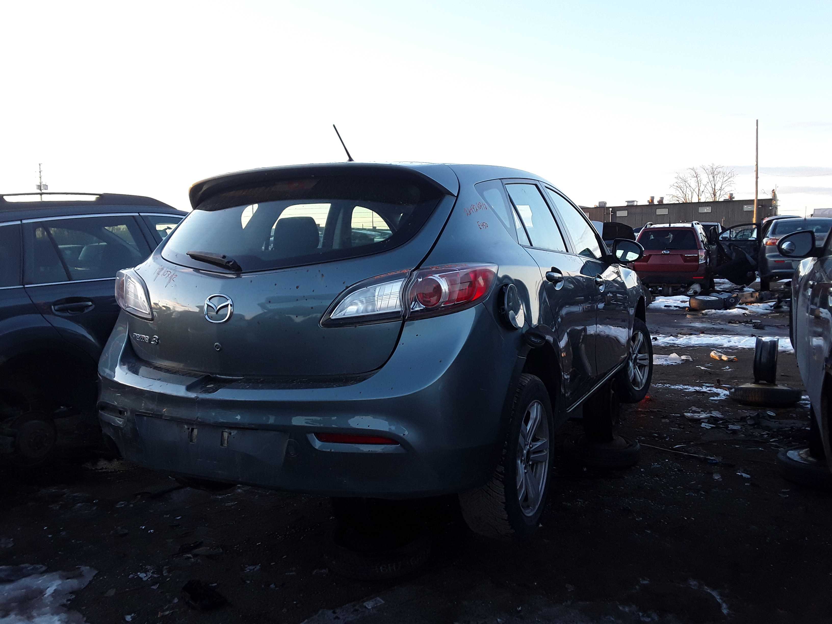 MAZDA MAZDA3 2012