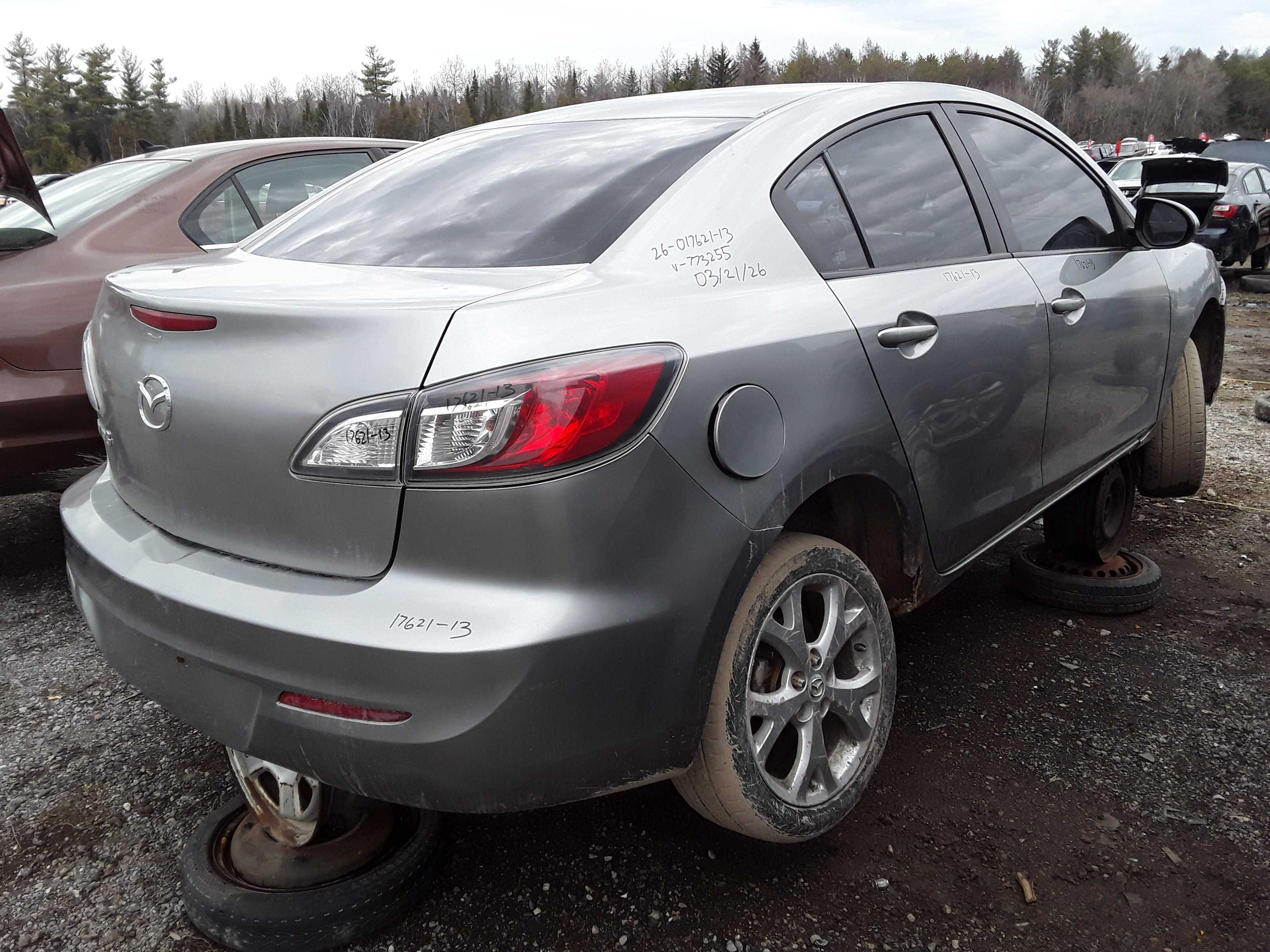 MAZDA MAZDA3 2013