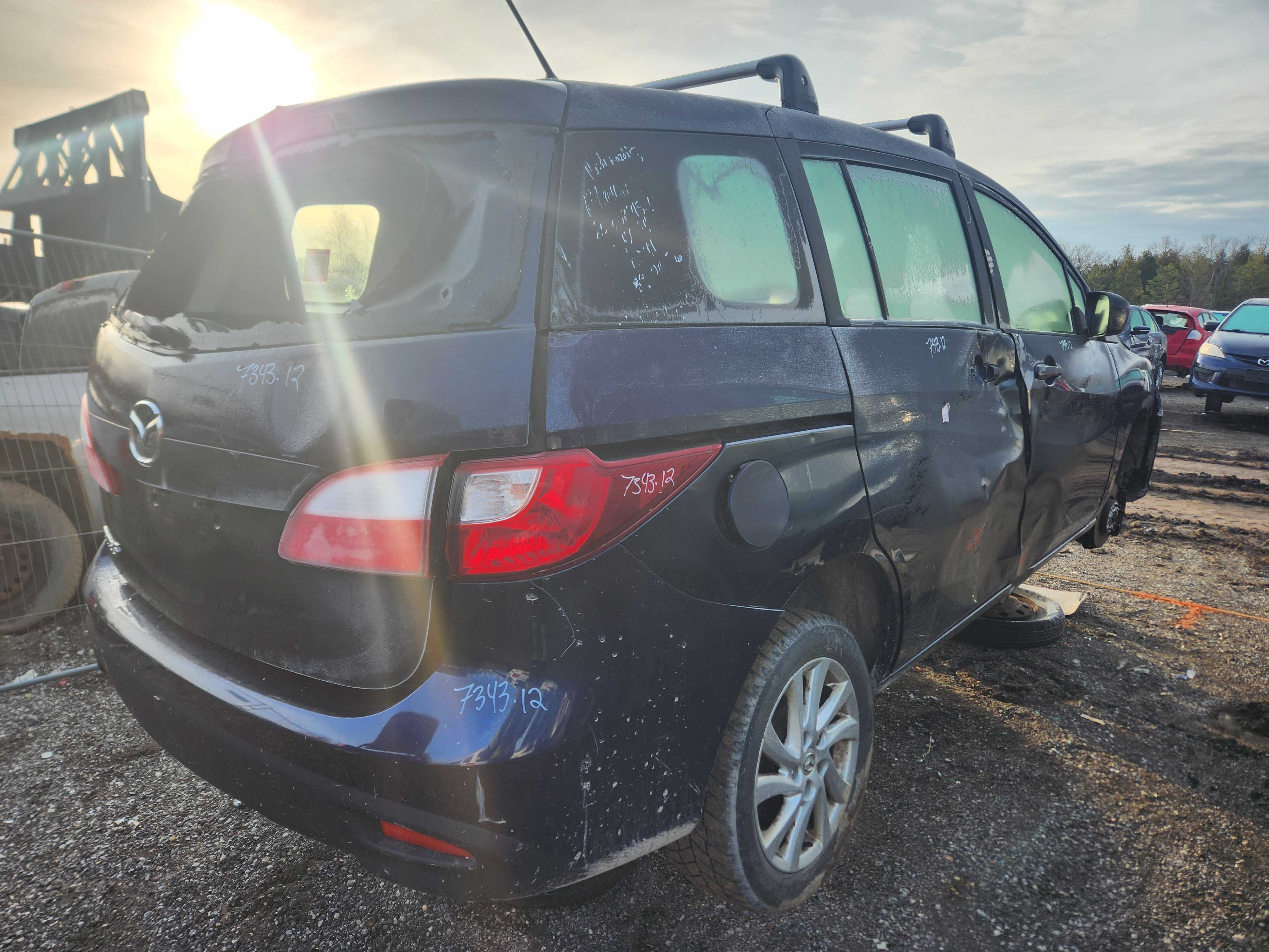 MAZDA MAZDA5 2012