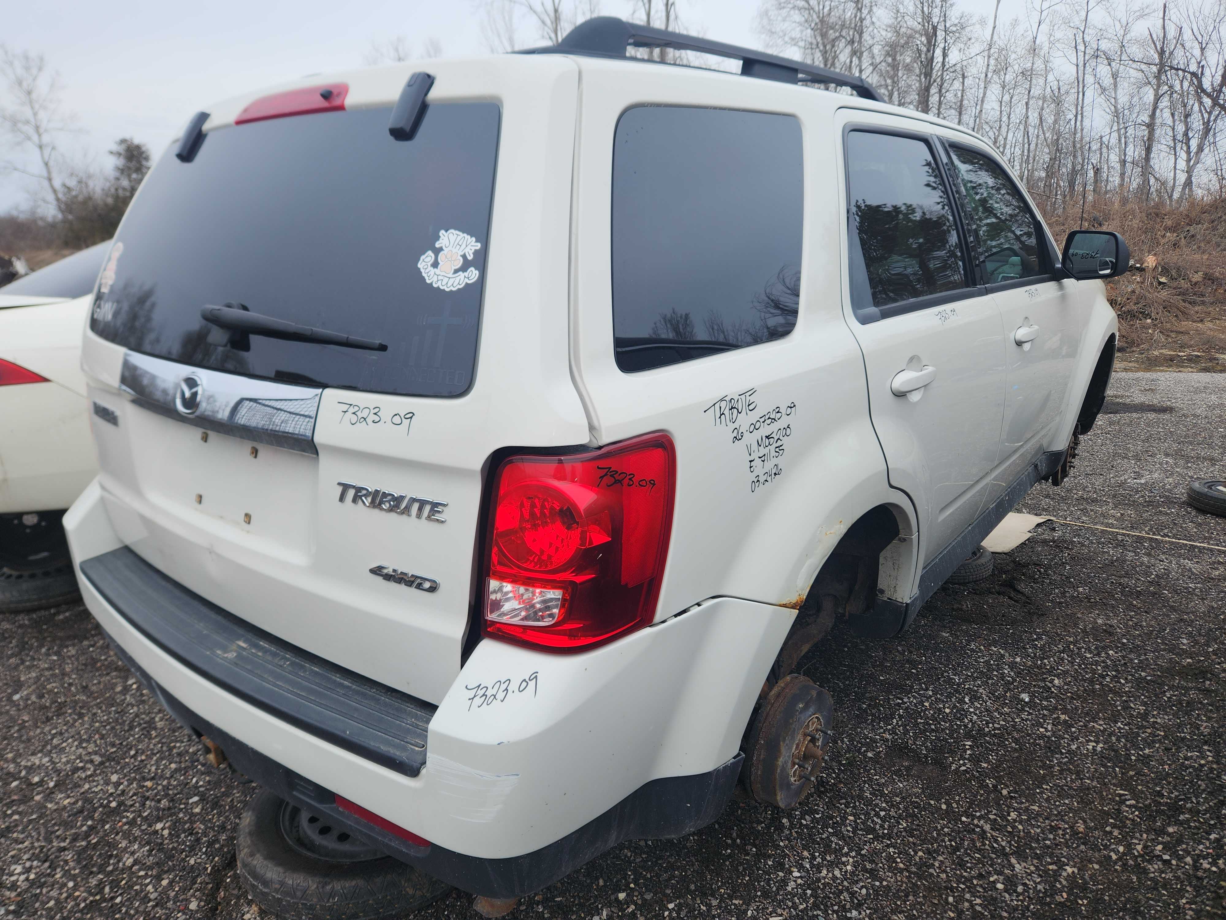 MAZDA TRIBUTE 2009