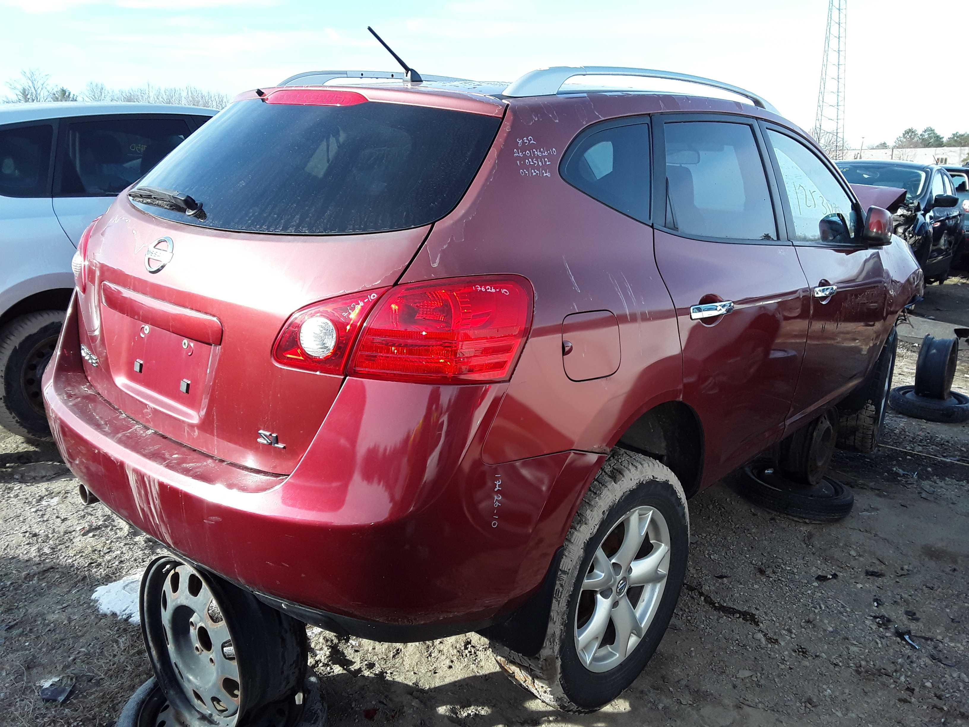 NISSAN ROGUE 2010