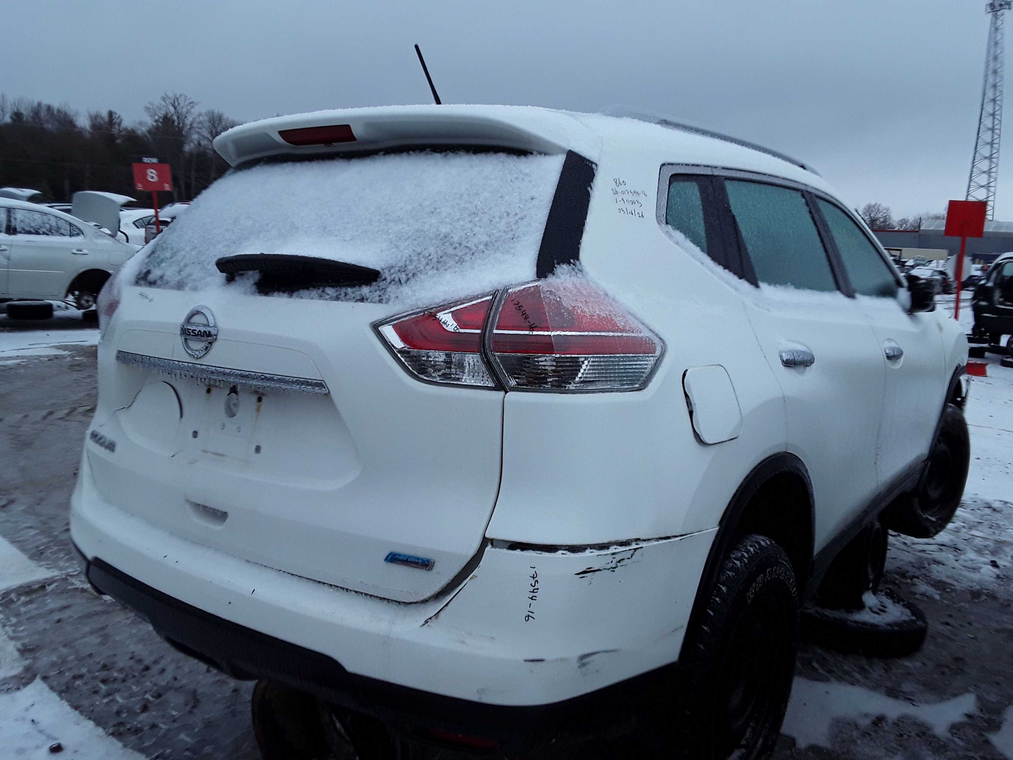 NISSAN ROGUE 2016
