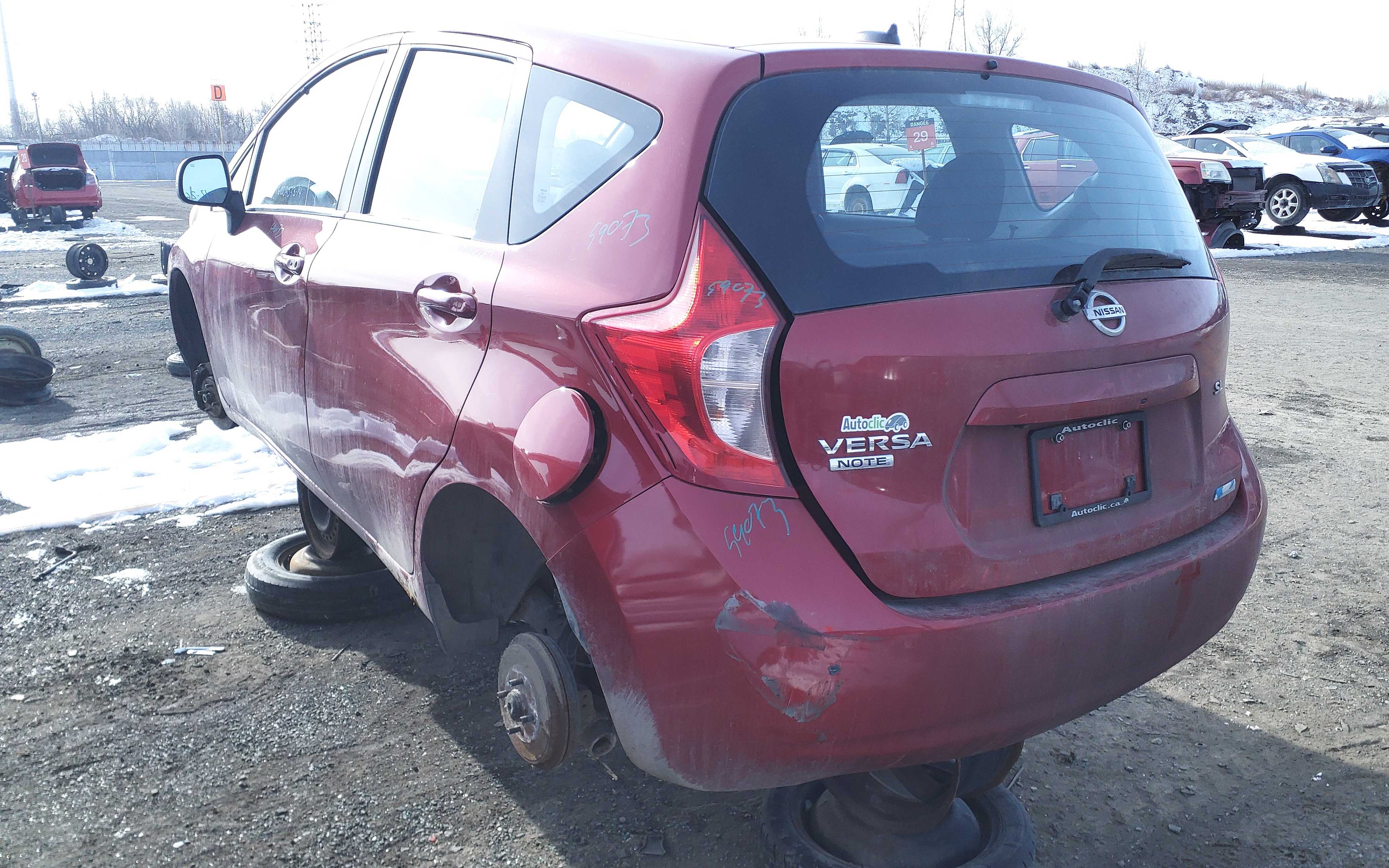 NISSAN VERSA 2014
