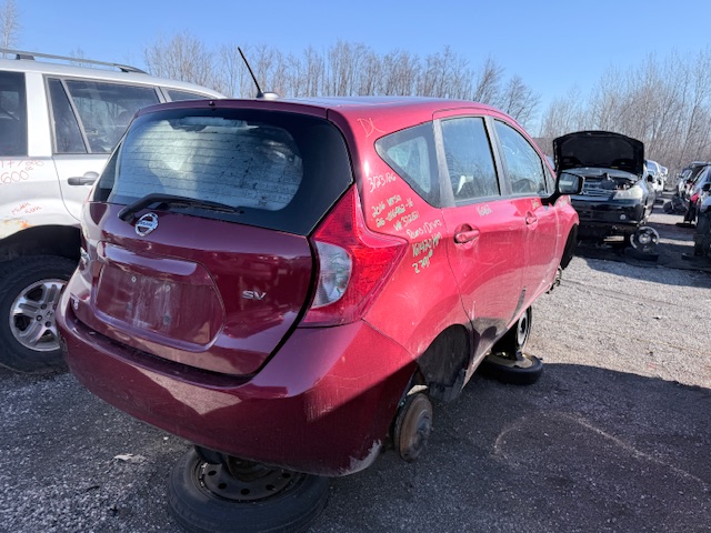 NISSAN VERSA 2016