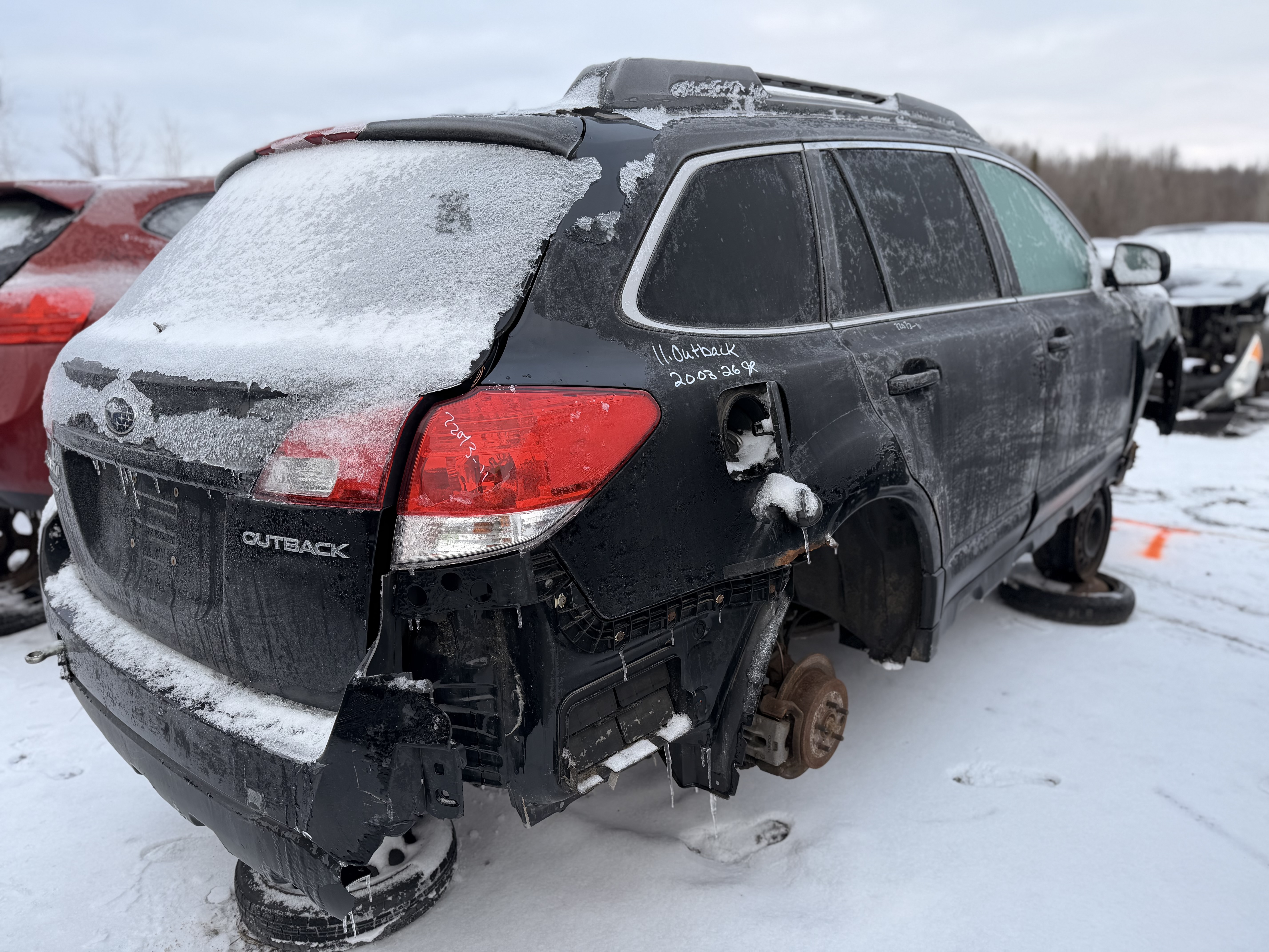 SUBARU OUTBACK 2011