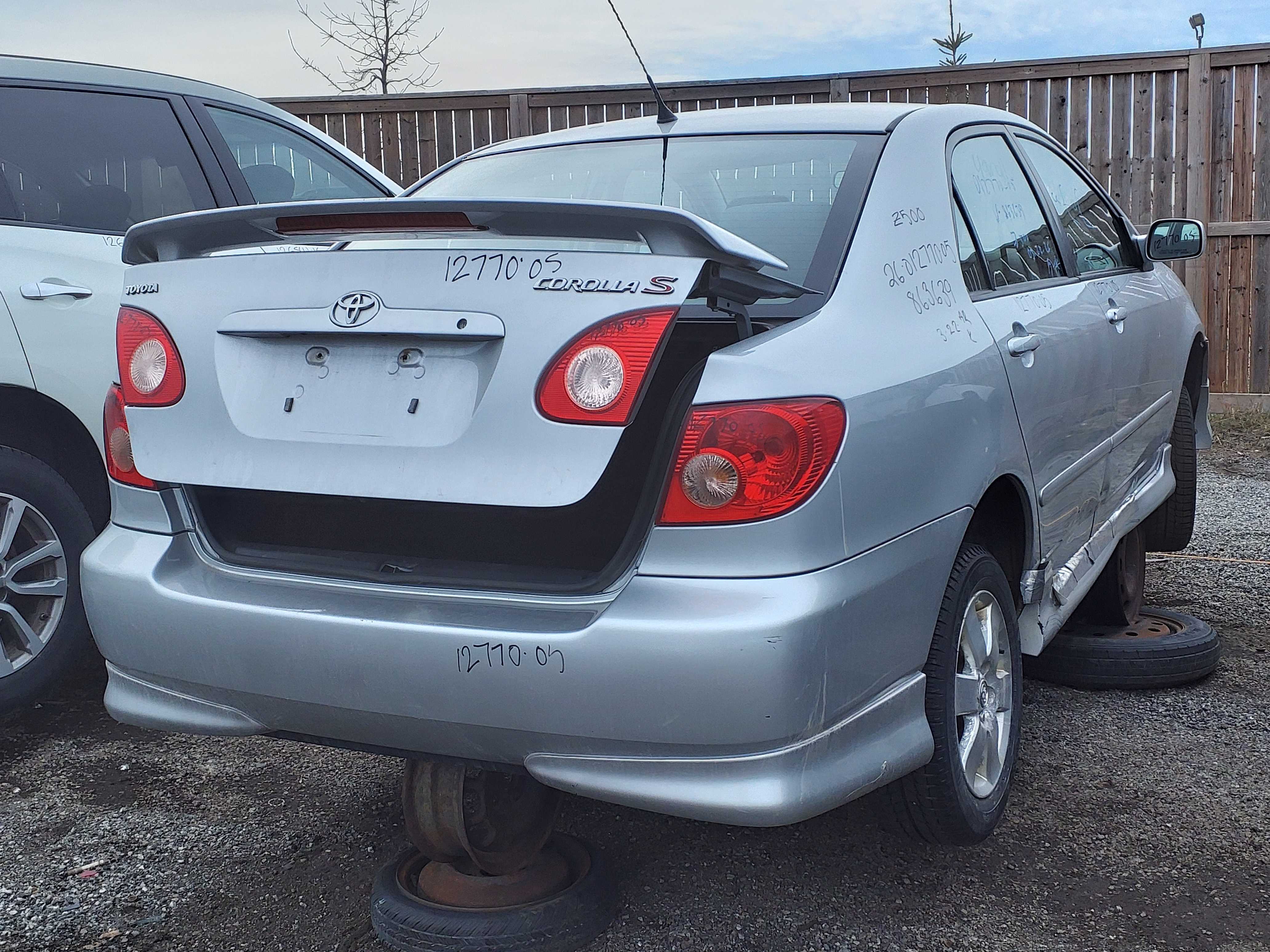 TOYOTA COROLLA 2005