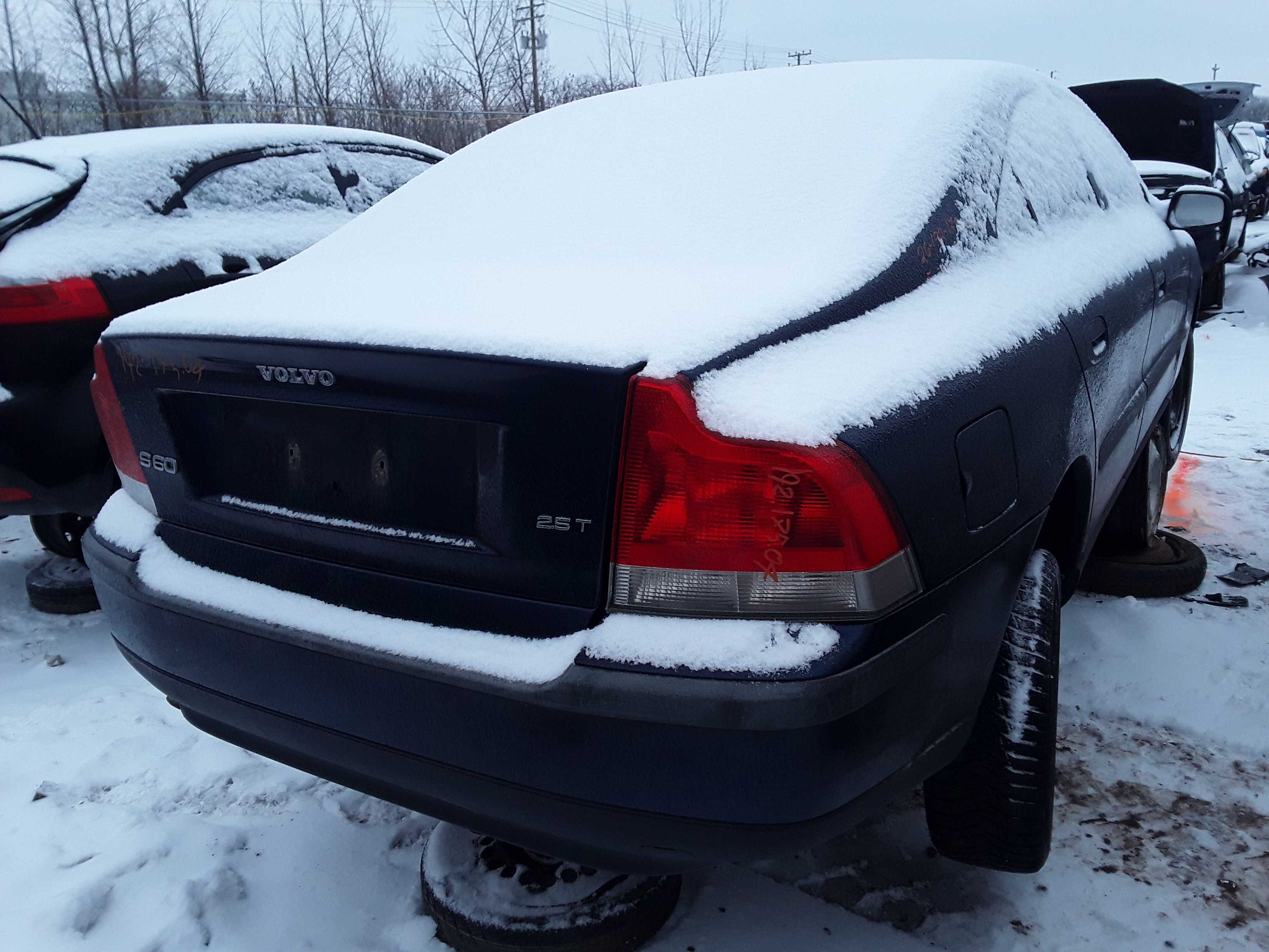 VOLVO S60 2004