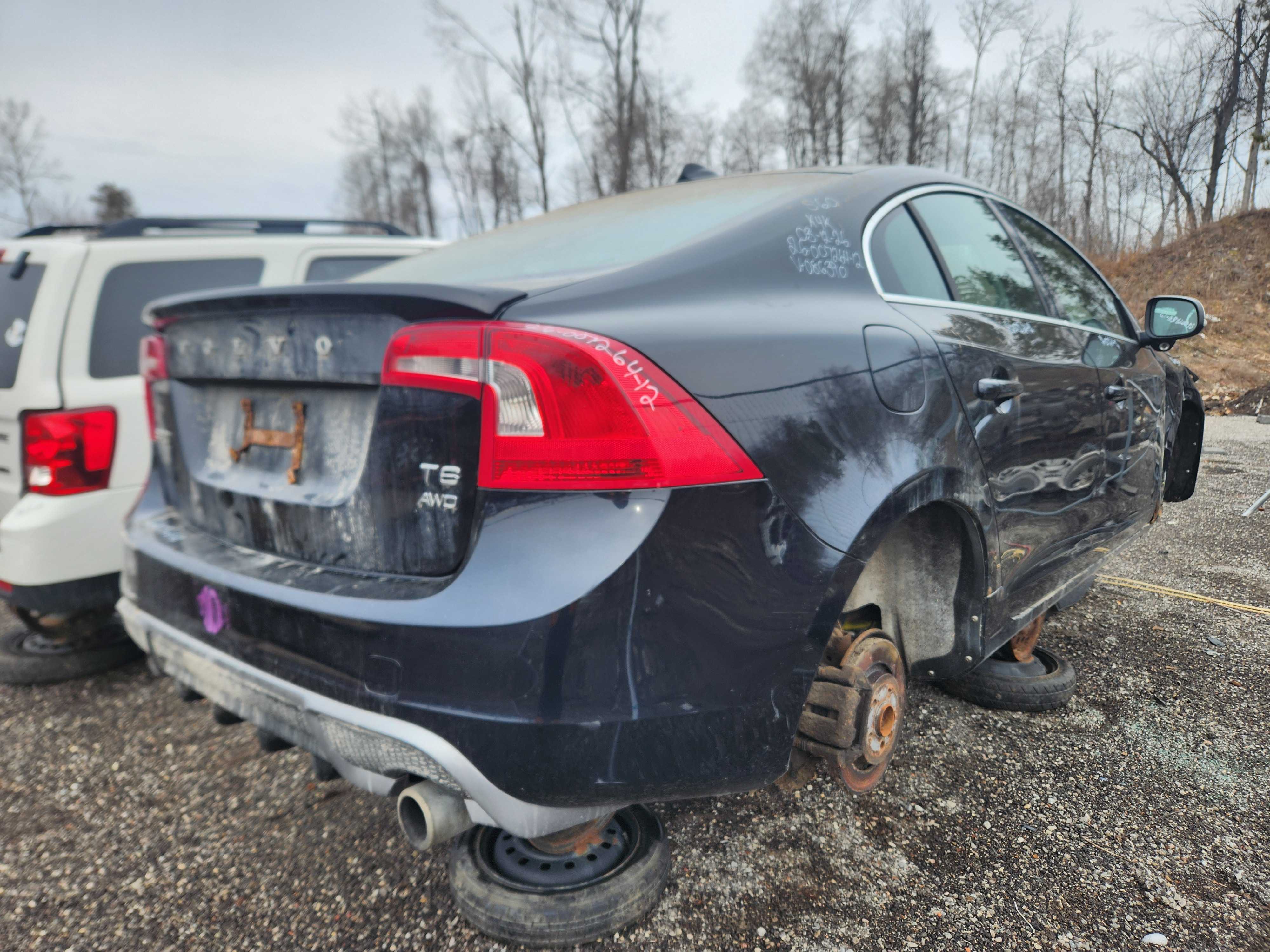 VOLVO S60 2012