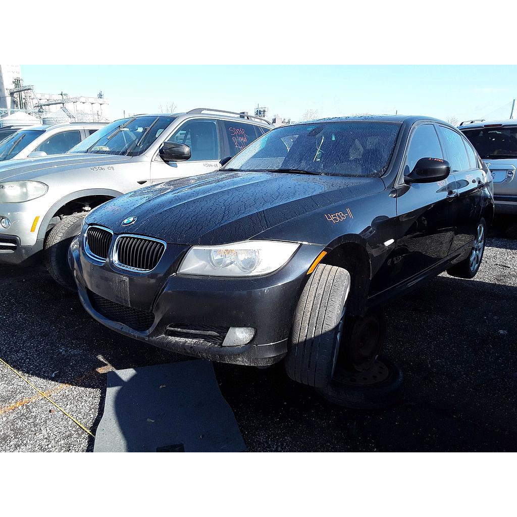 BMW 323 2011