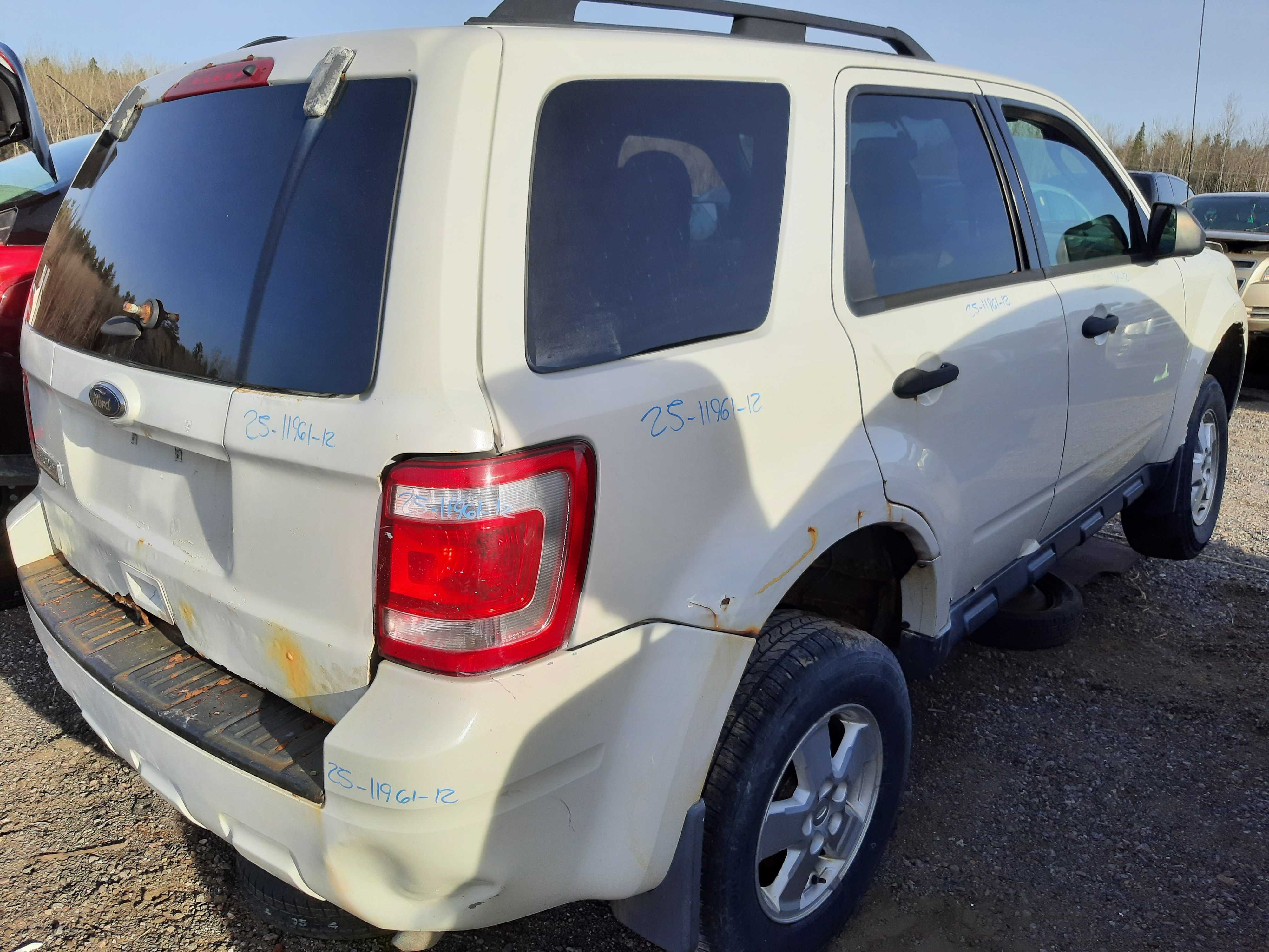 FORD ESCAPE 2012