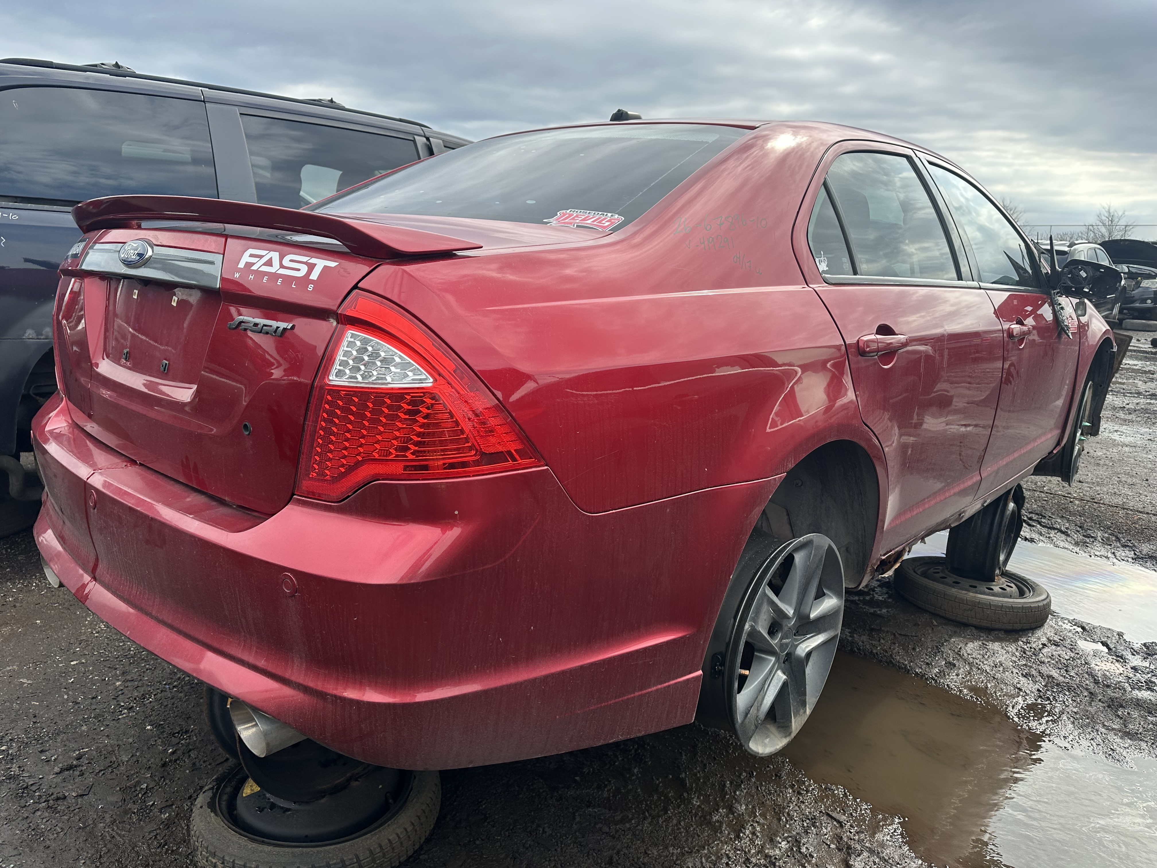 FORD FUSION 2010
