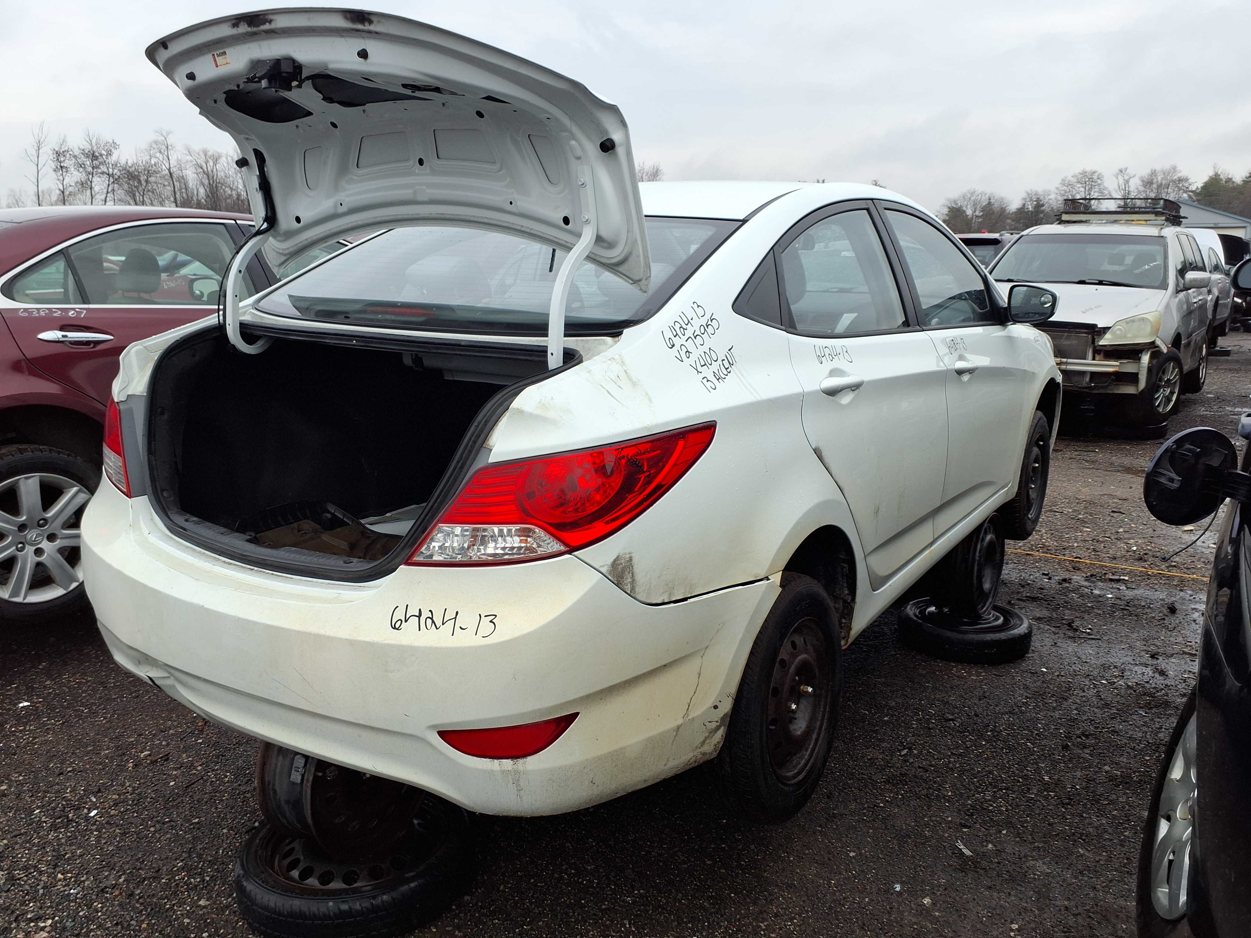 HYUNDAI ACCENT 2013