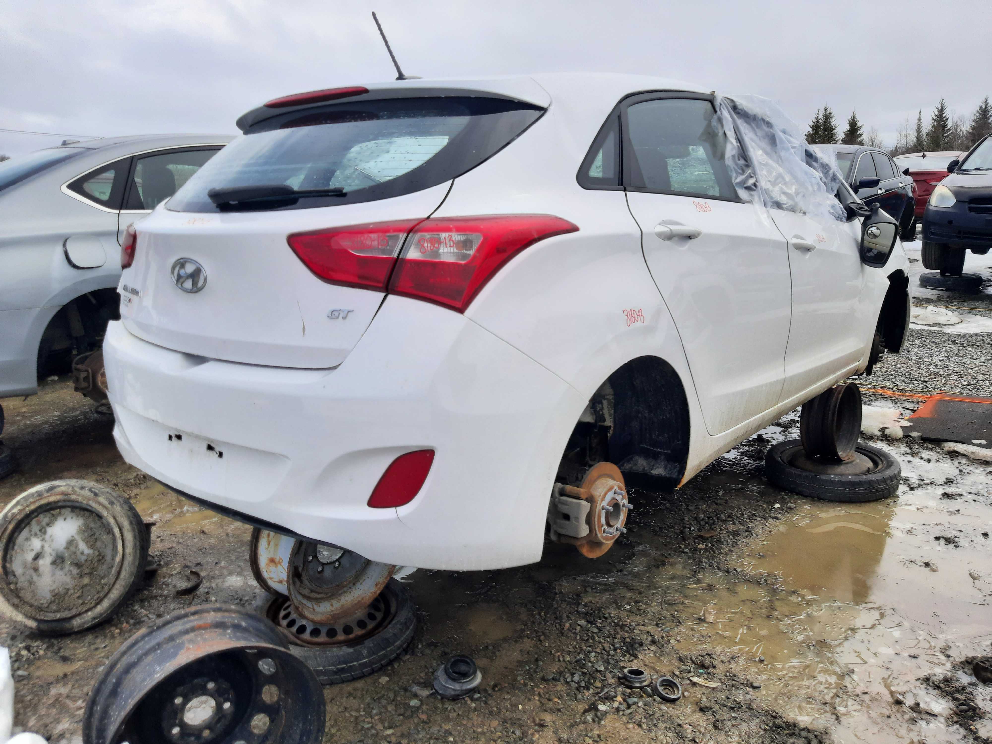 HYUNDAI ELANTRA 2013