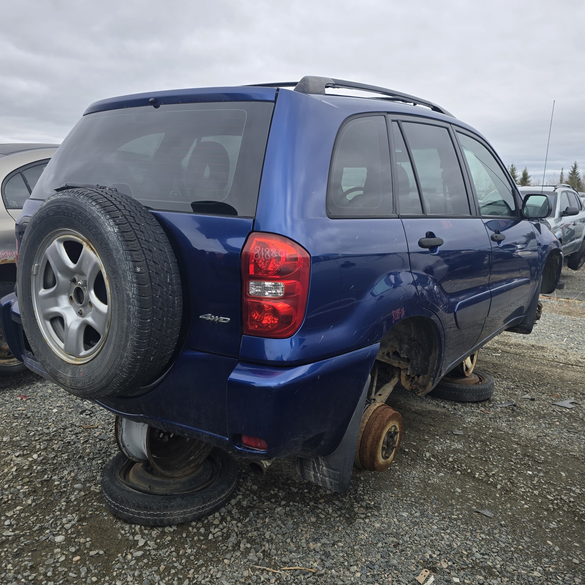 TOYOTA RAV4 2004