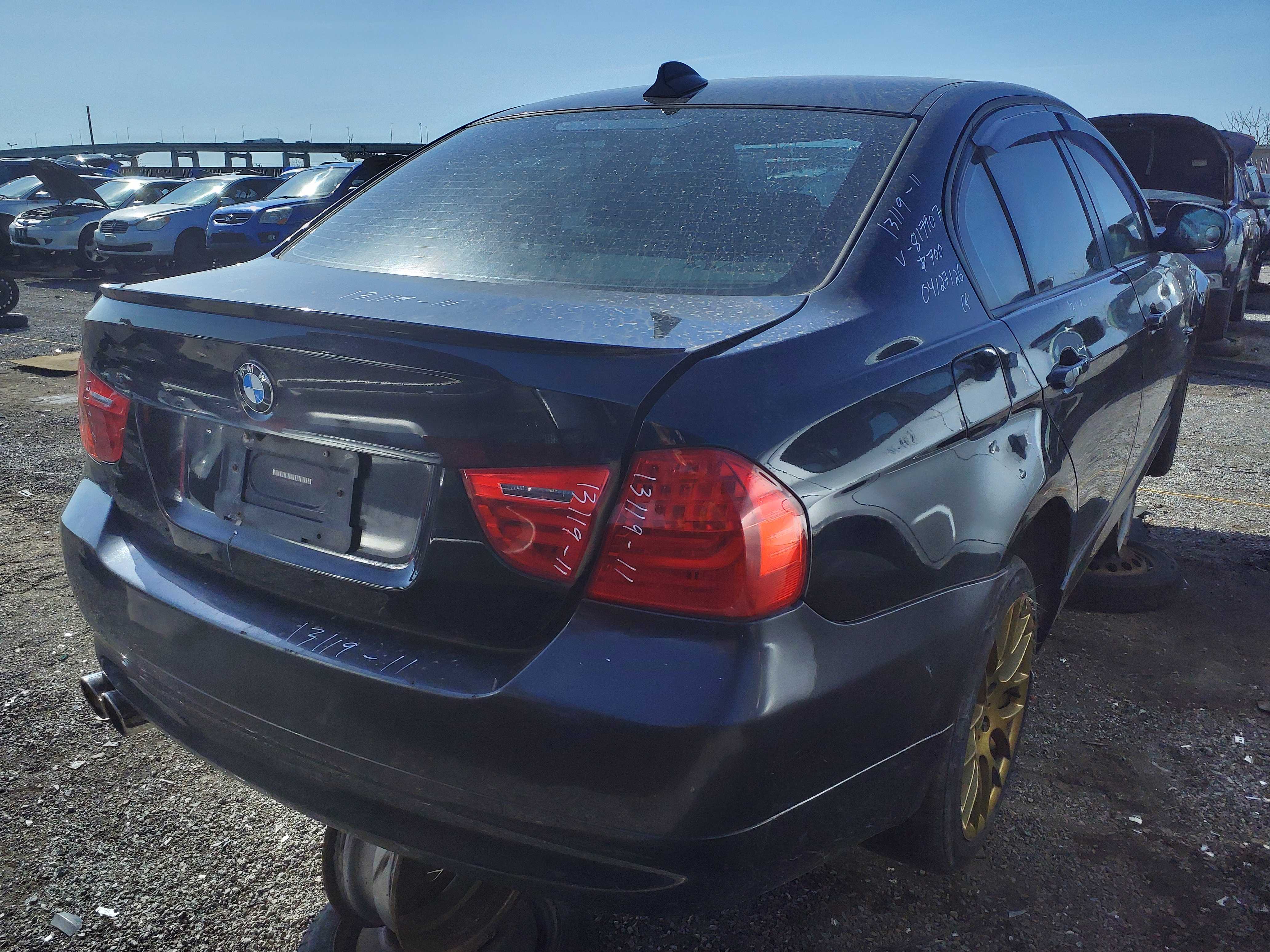 BMW 328 2011