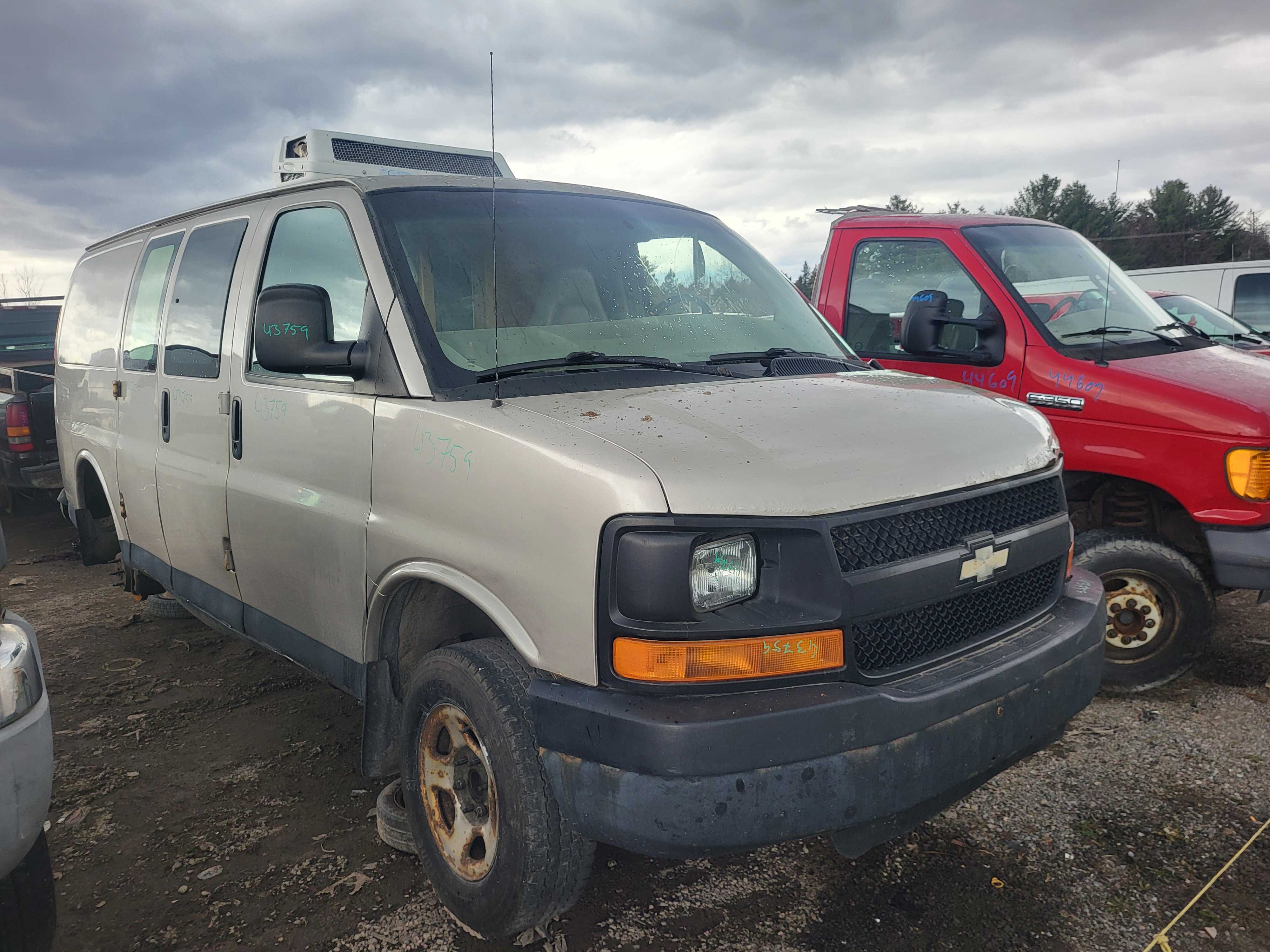 CHEVROLET EXPRESS VAN 2005