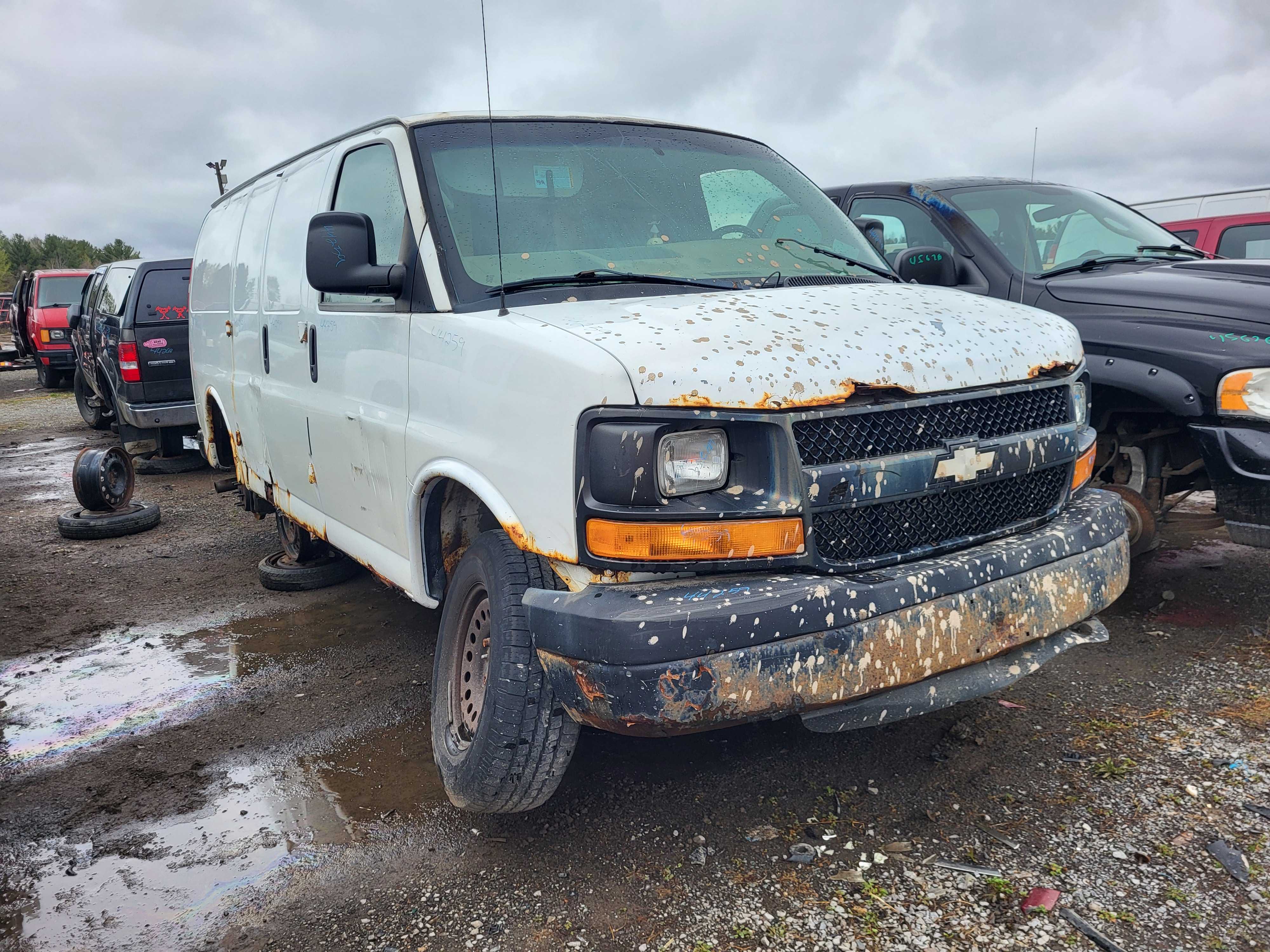 CHEVROLET EXPRESS VAN 2008