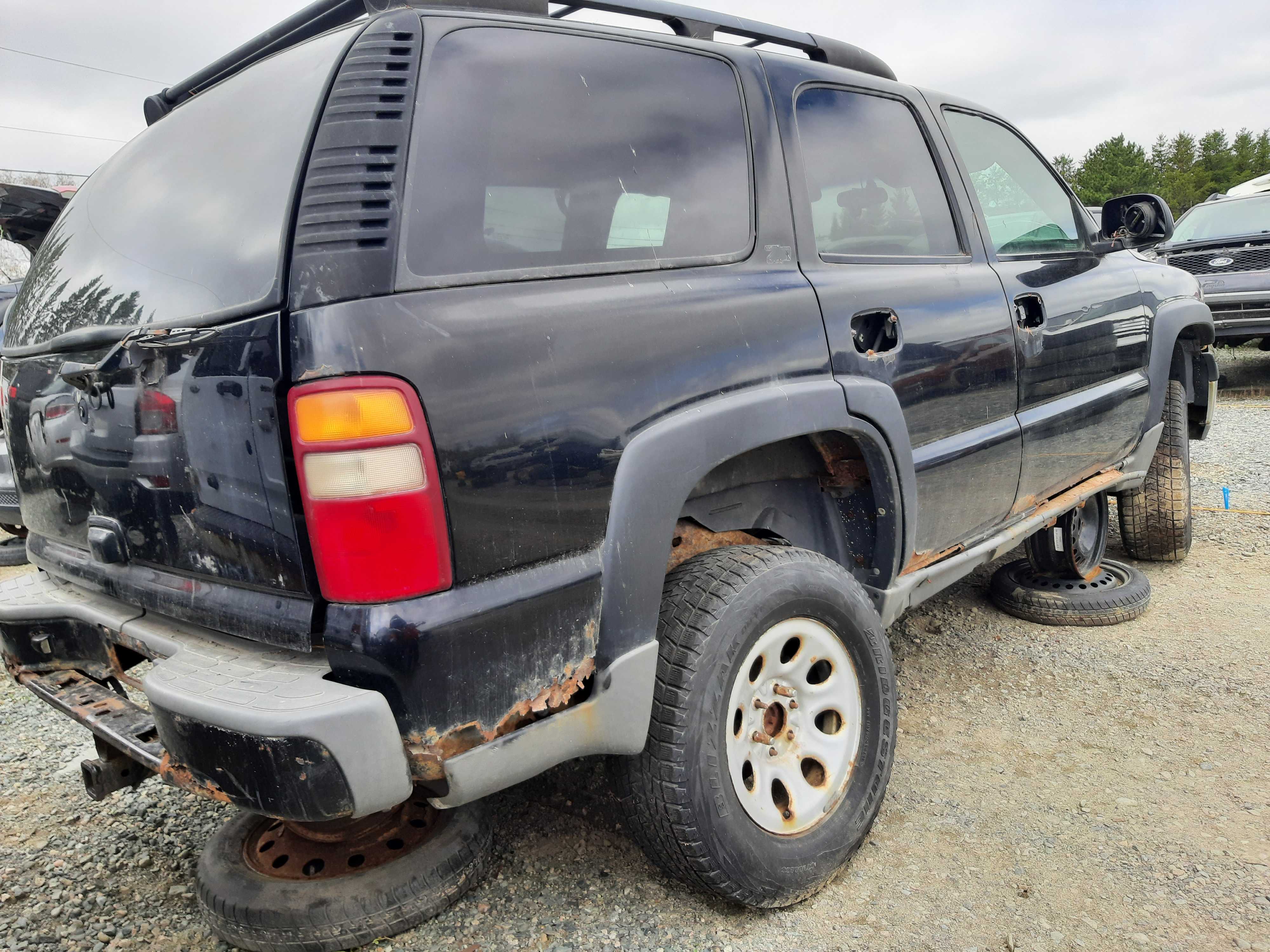 CHEVROLET TAHOE 2002