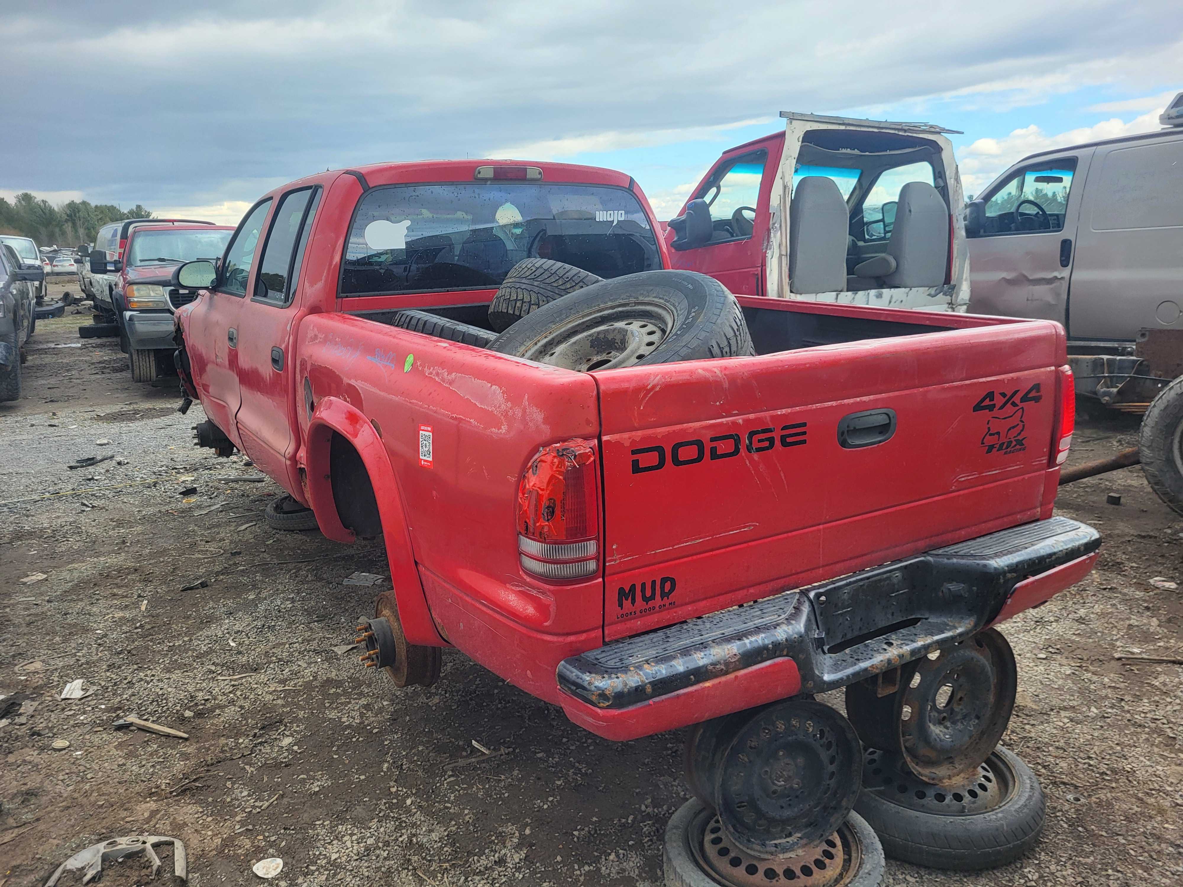 DODGE DAKOTA 2002