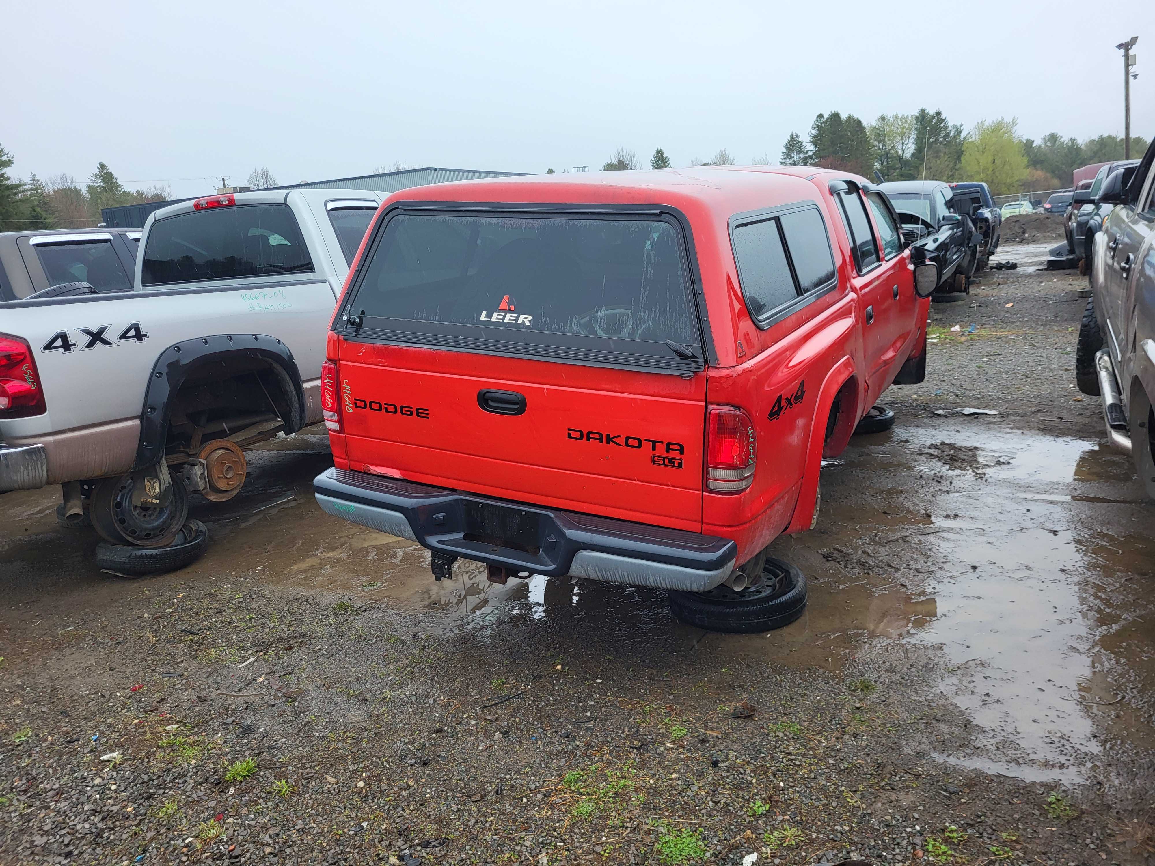DODGE DAKOTA 2004