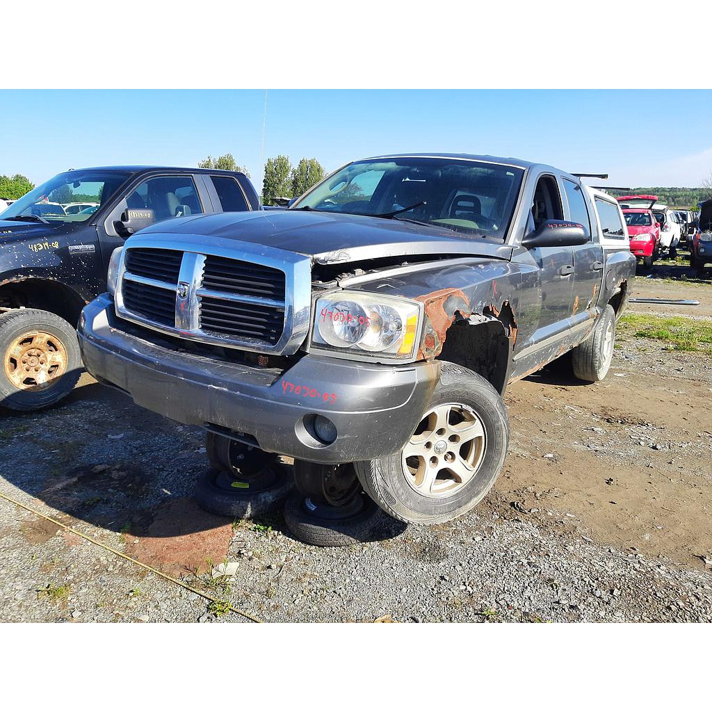 DODGE DAKOTA 2005