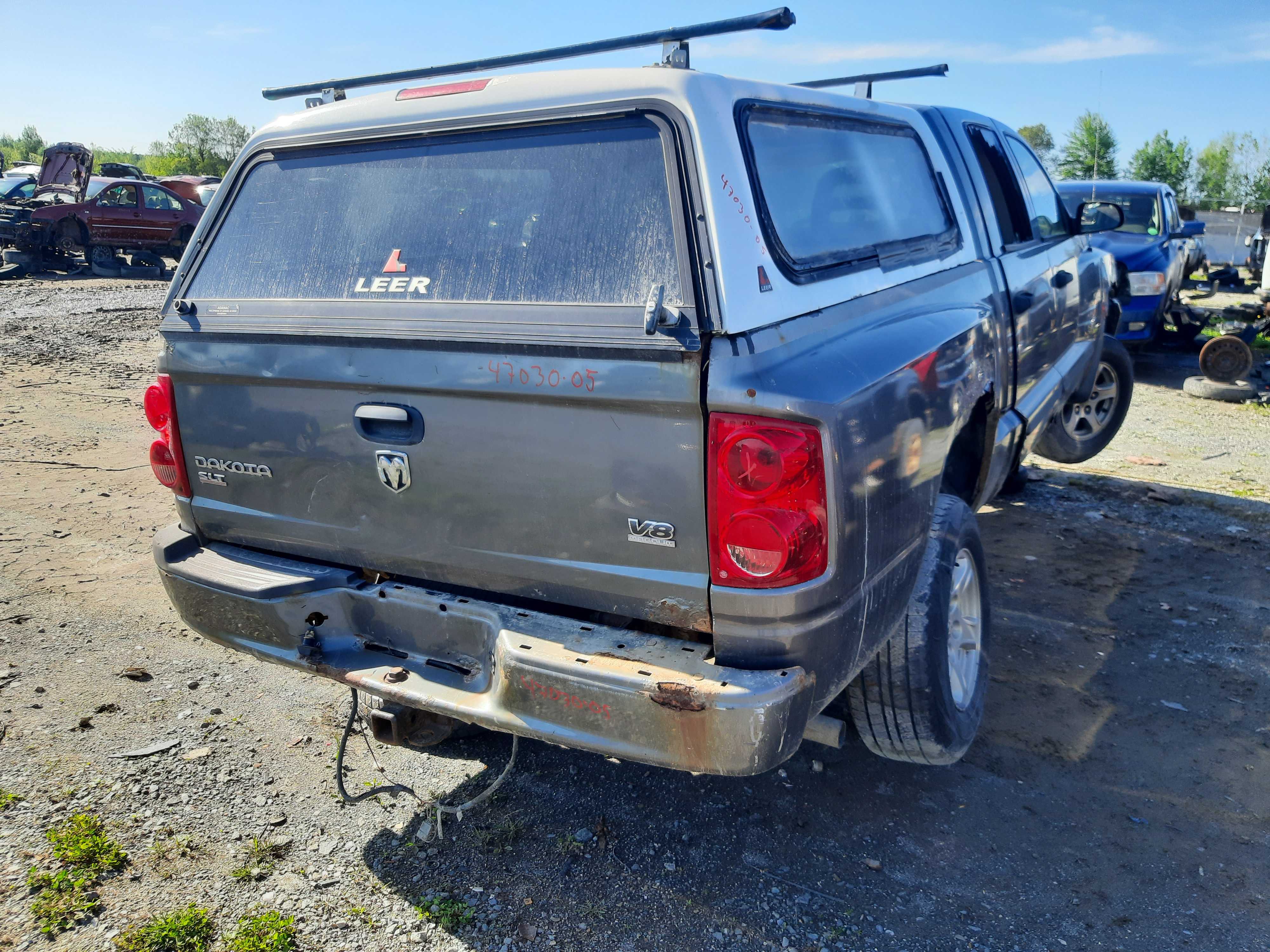 DODGE DAKOTA 2005