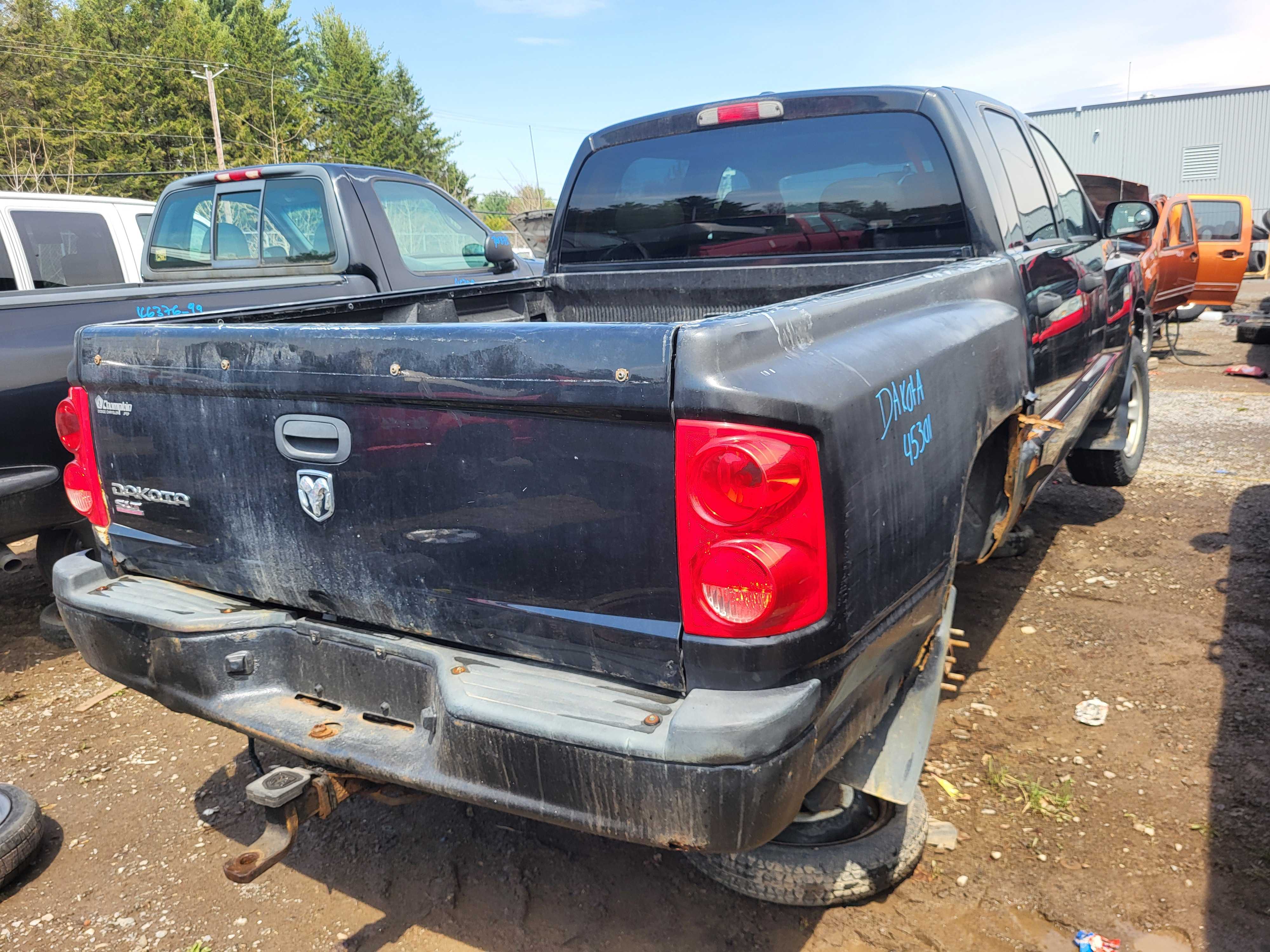 DODGE DAKOTA 2008