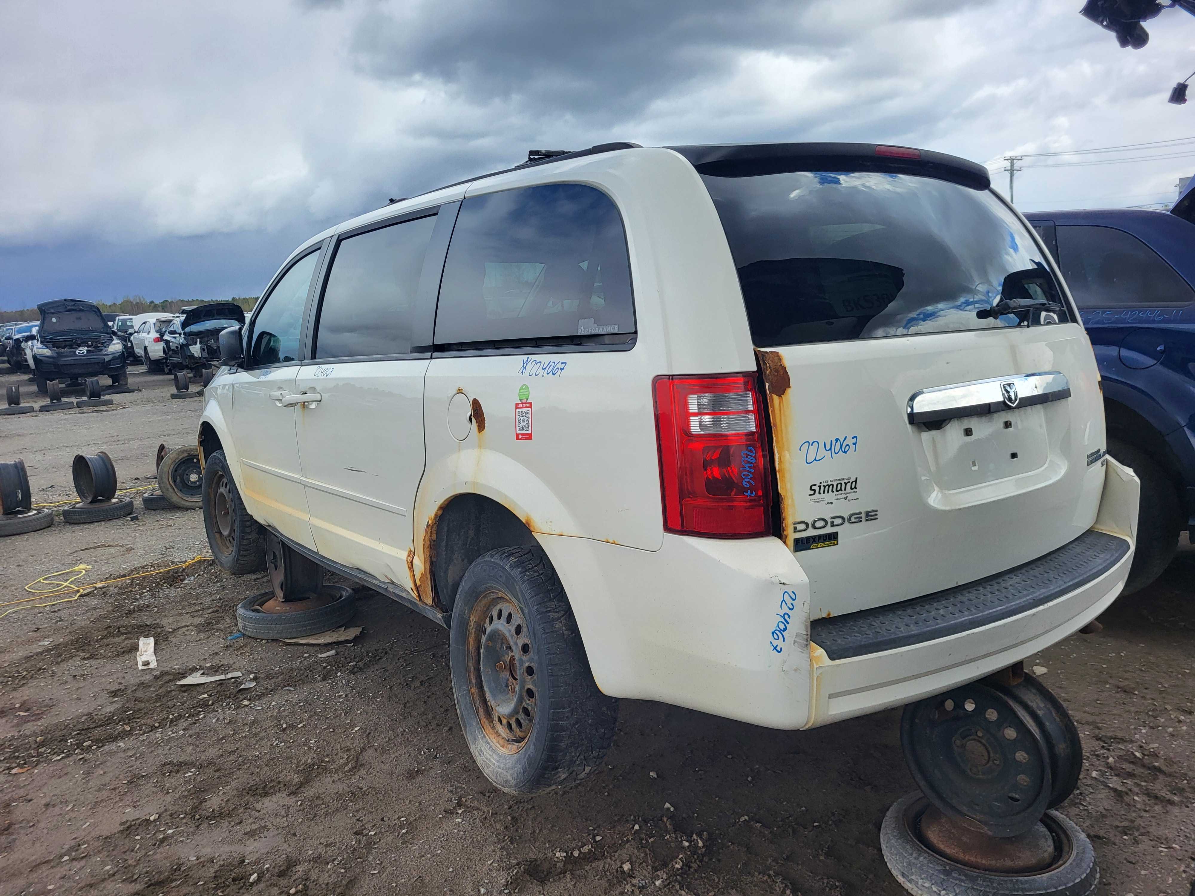 DODGE GRAND CARAVAN 2010