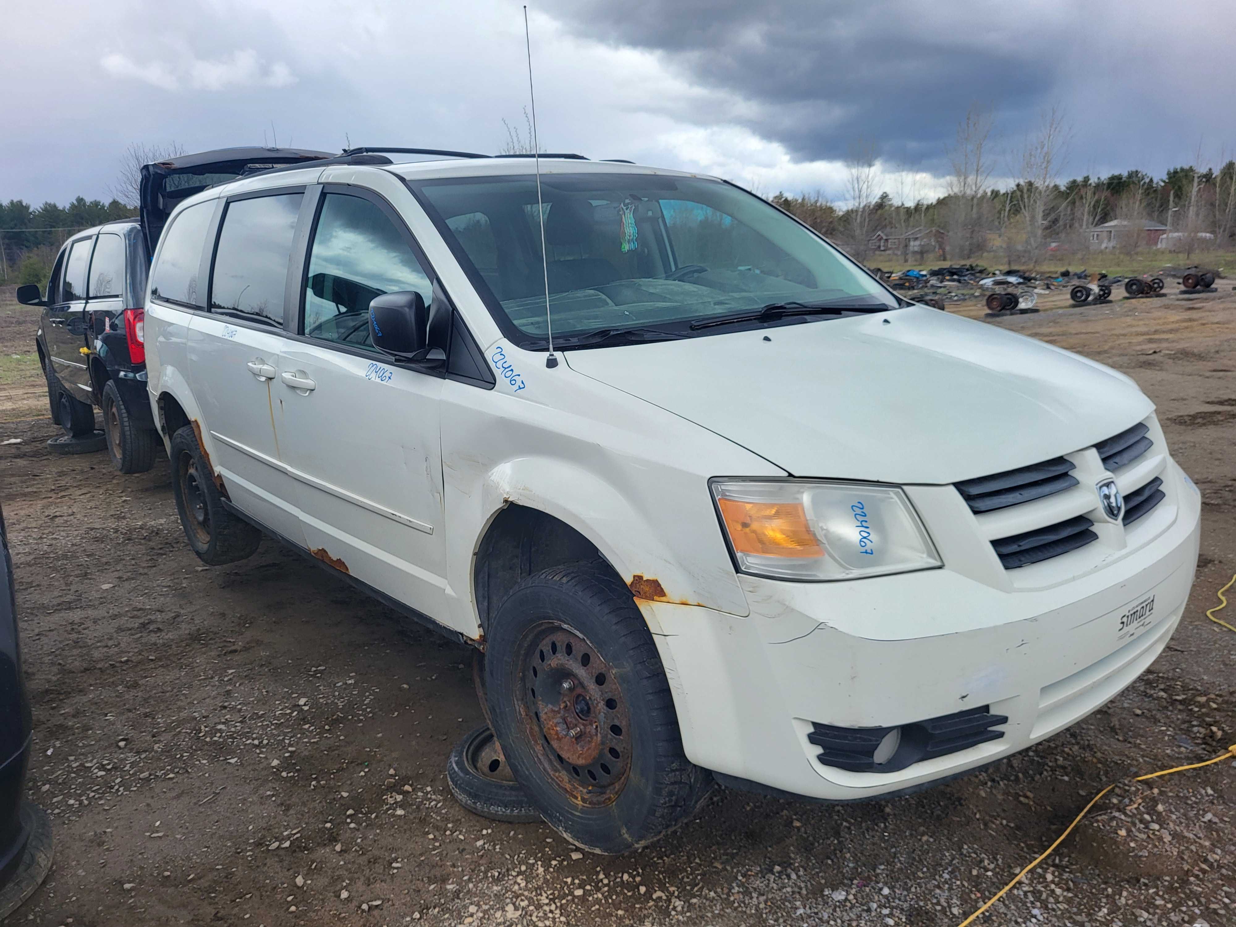 DODGE GRAND CARAVAN 2010