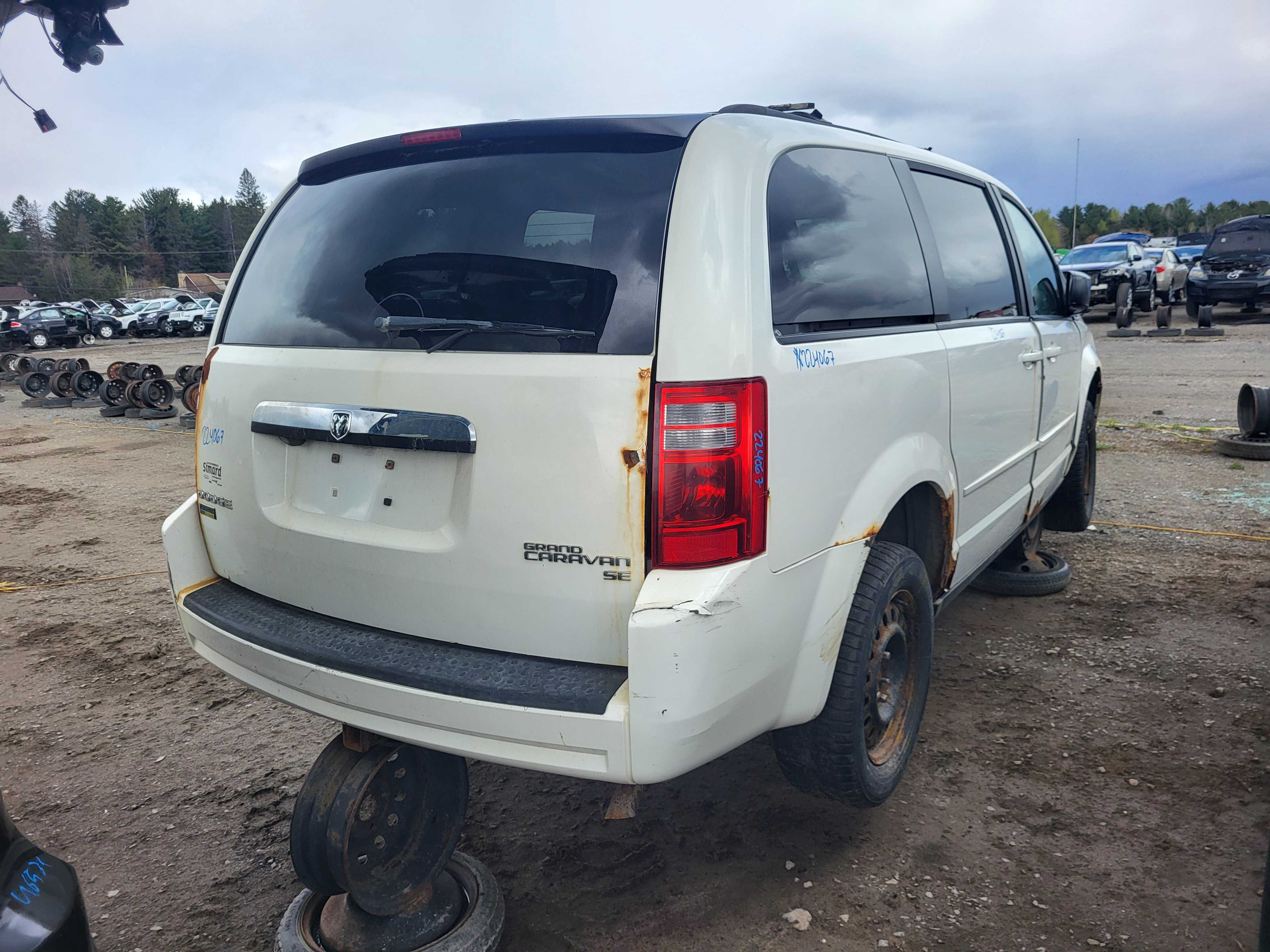 DODGE GRAND CARAVAN 2010