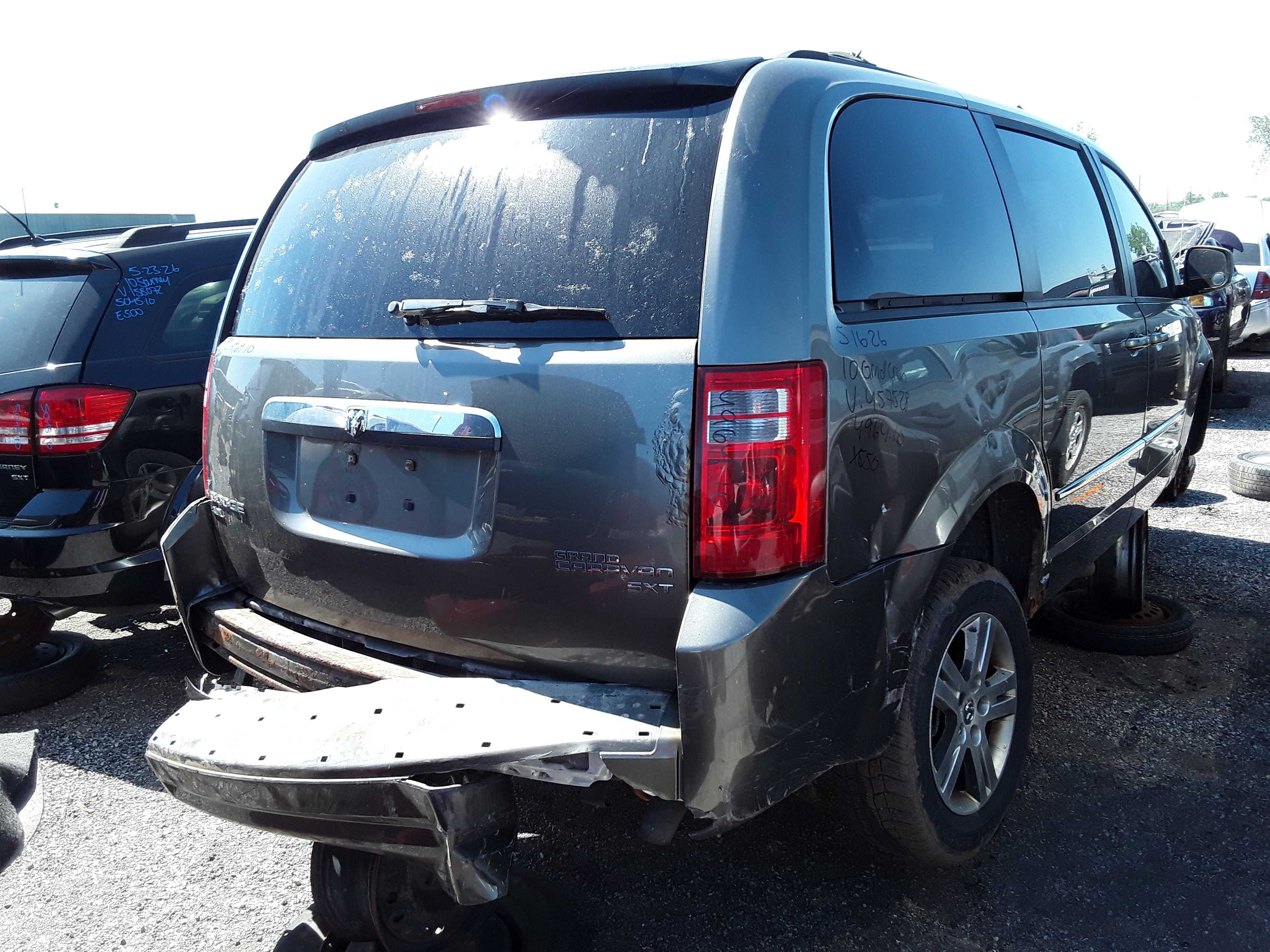 DODGE GRAND CARAVAN 2010