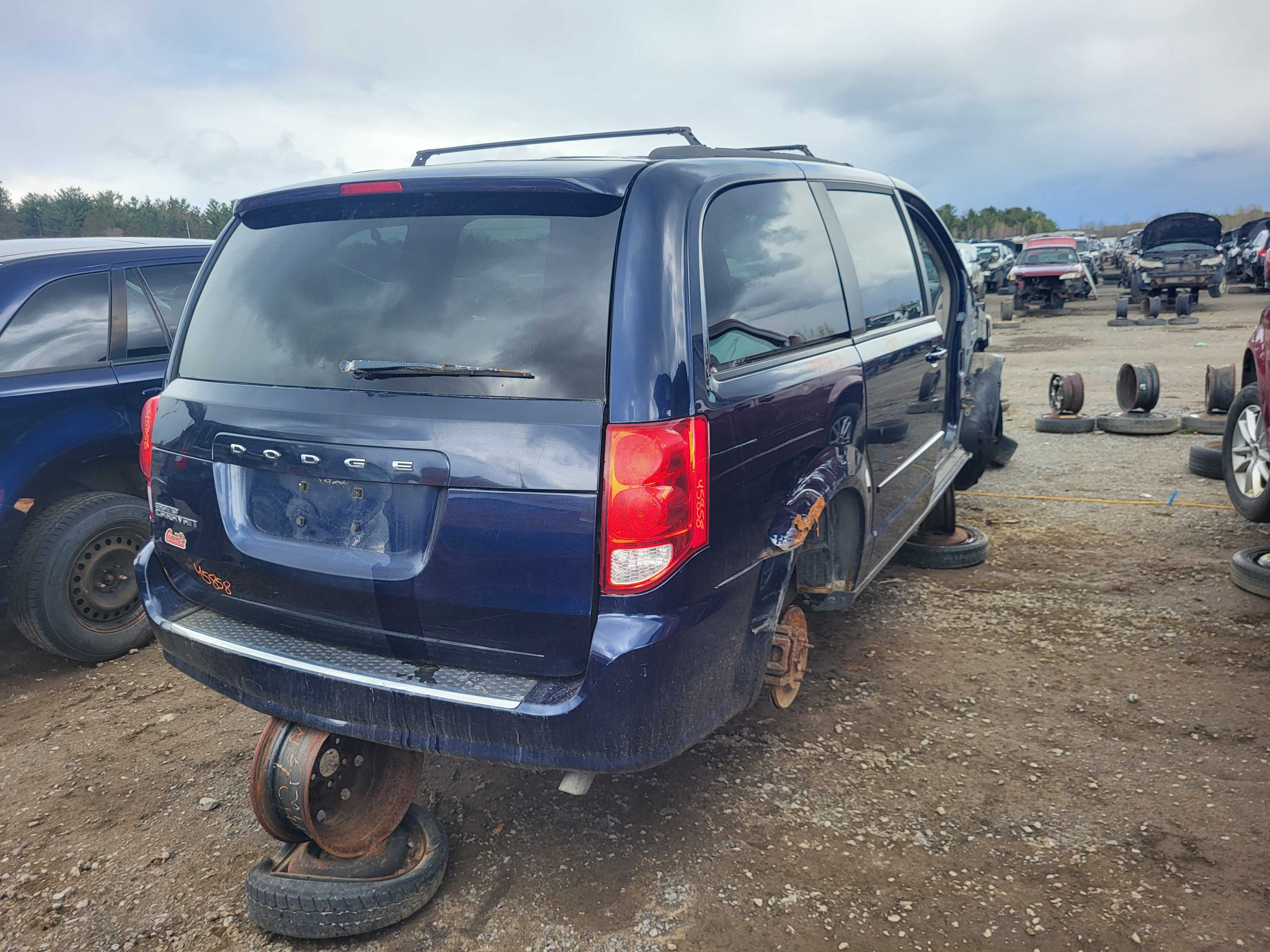 DODGE GRAND CARAVAN 2013