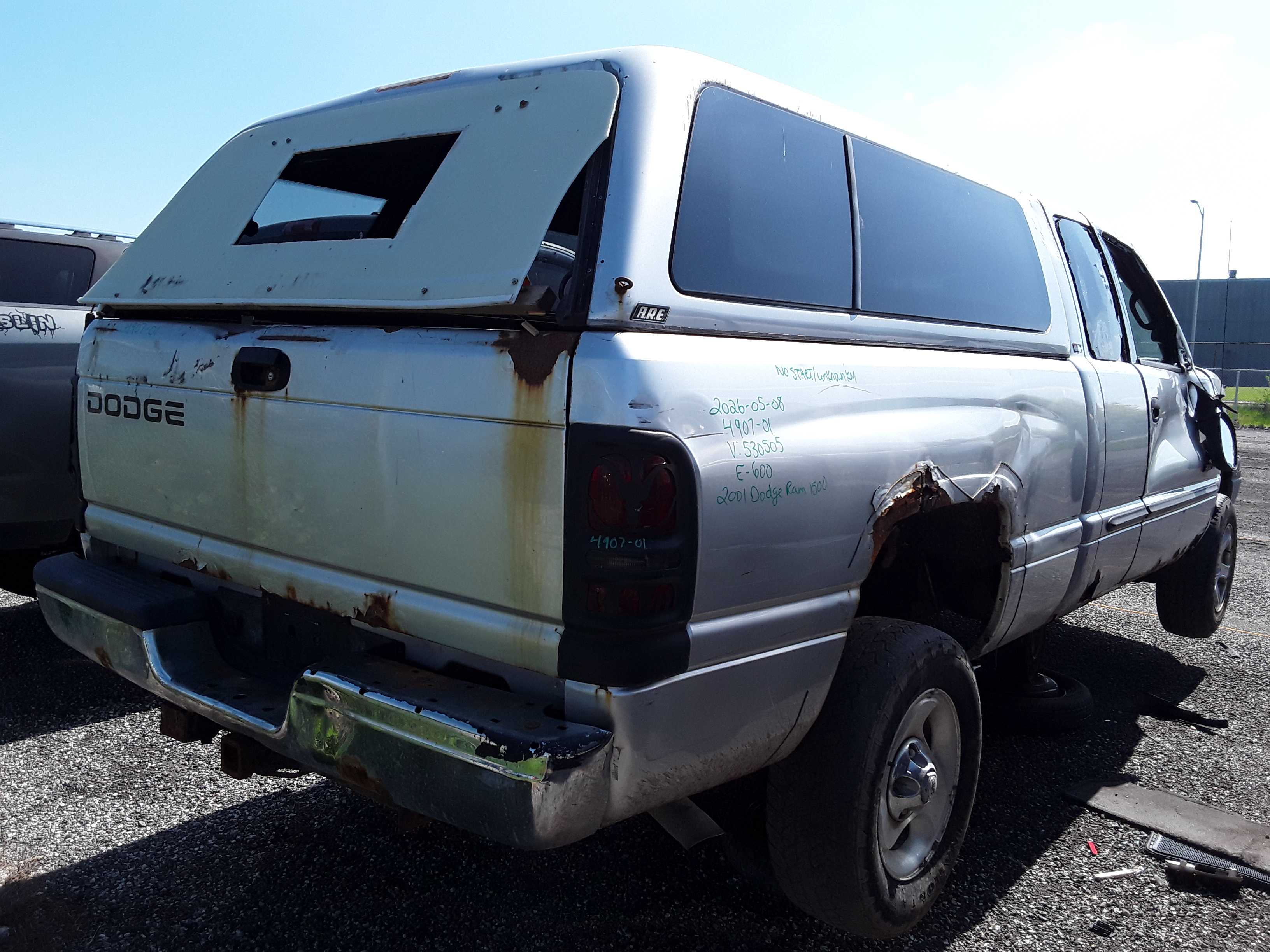 DODGE RAM 1500 2001