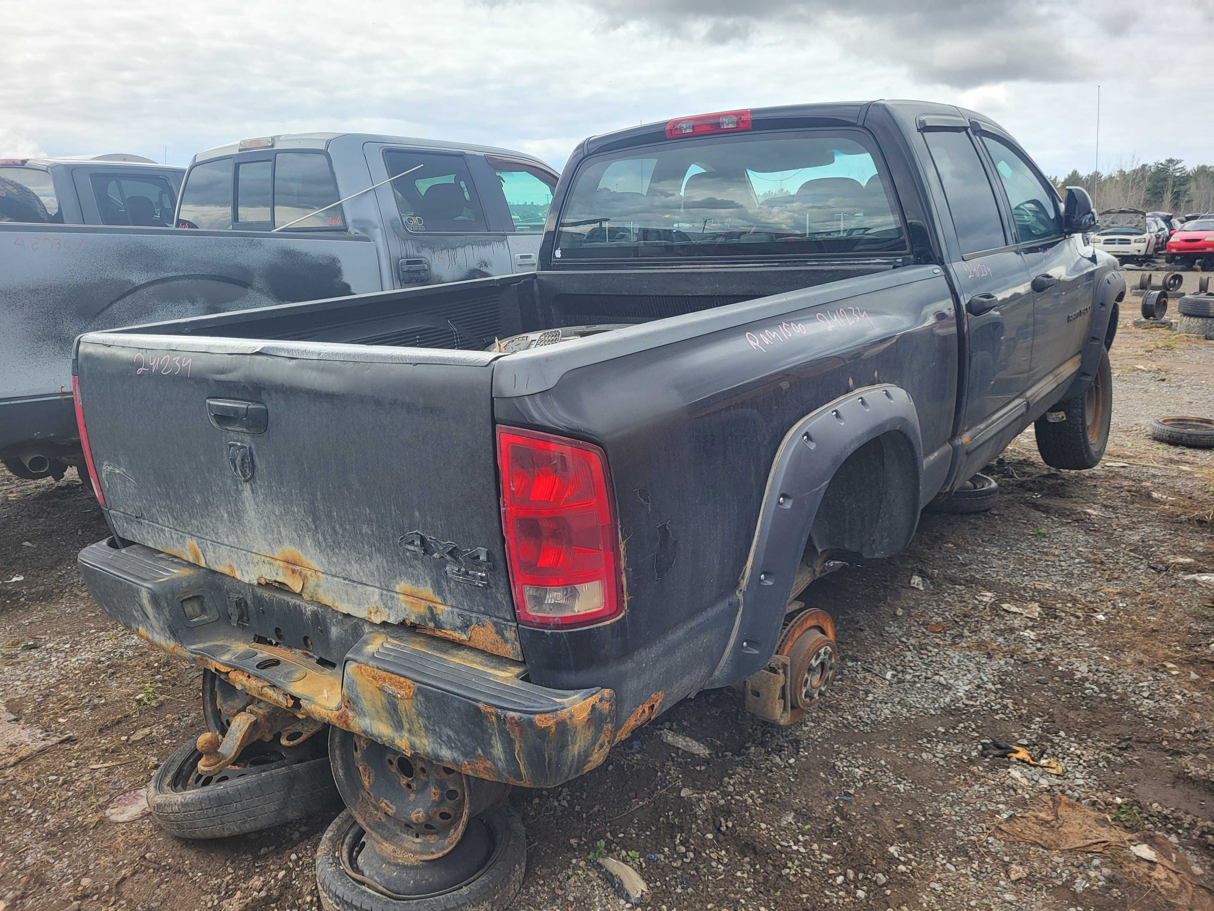 DODGE RAM 1500 2005