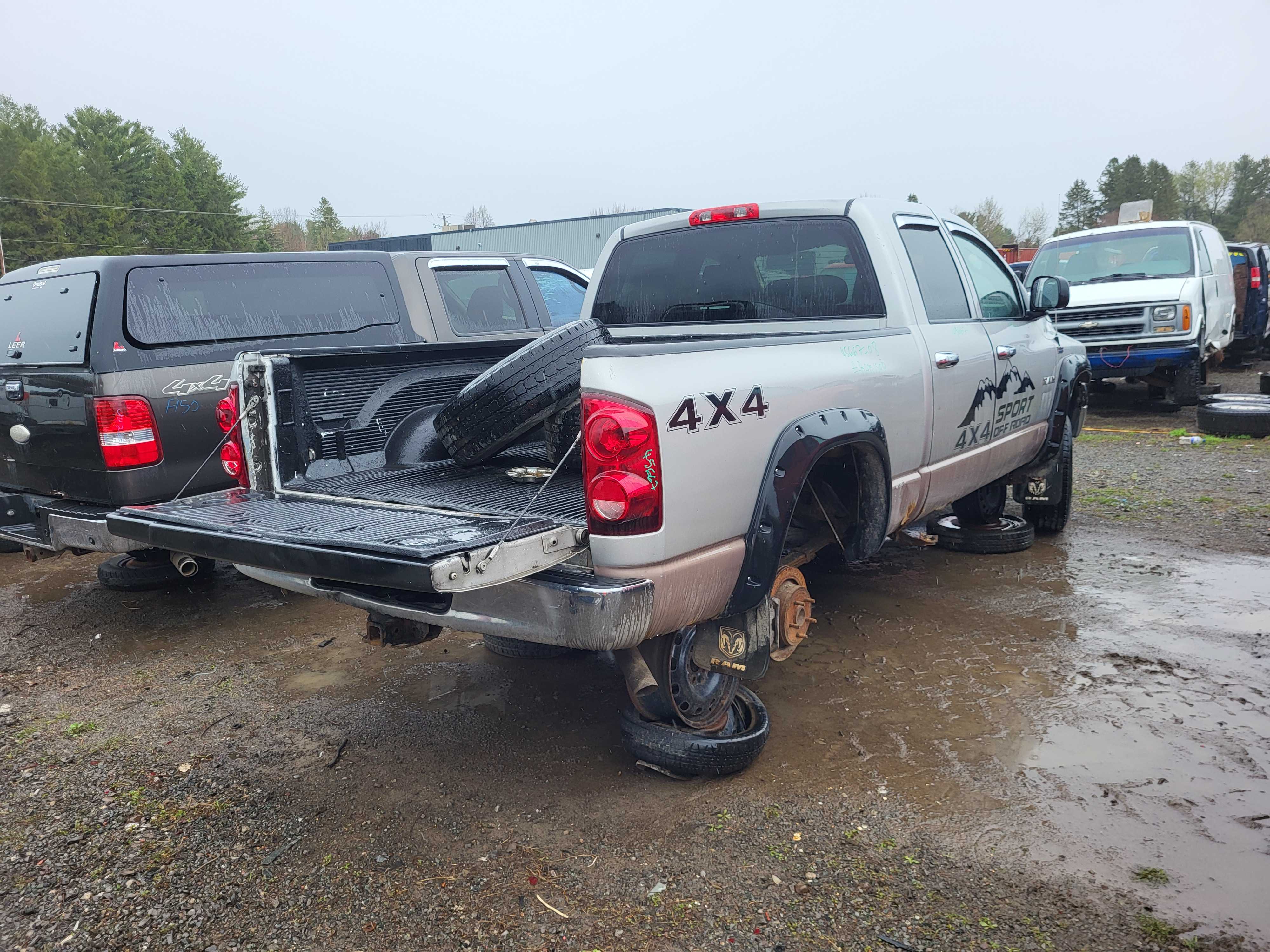 DODGE RAM 1500 2008