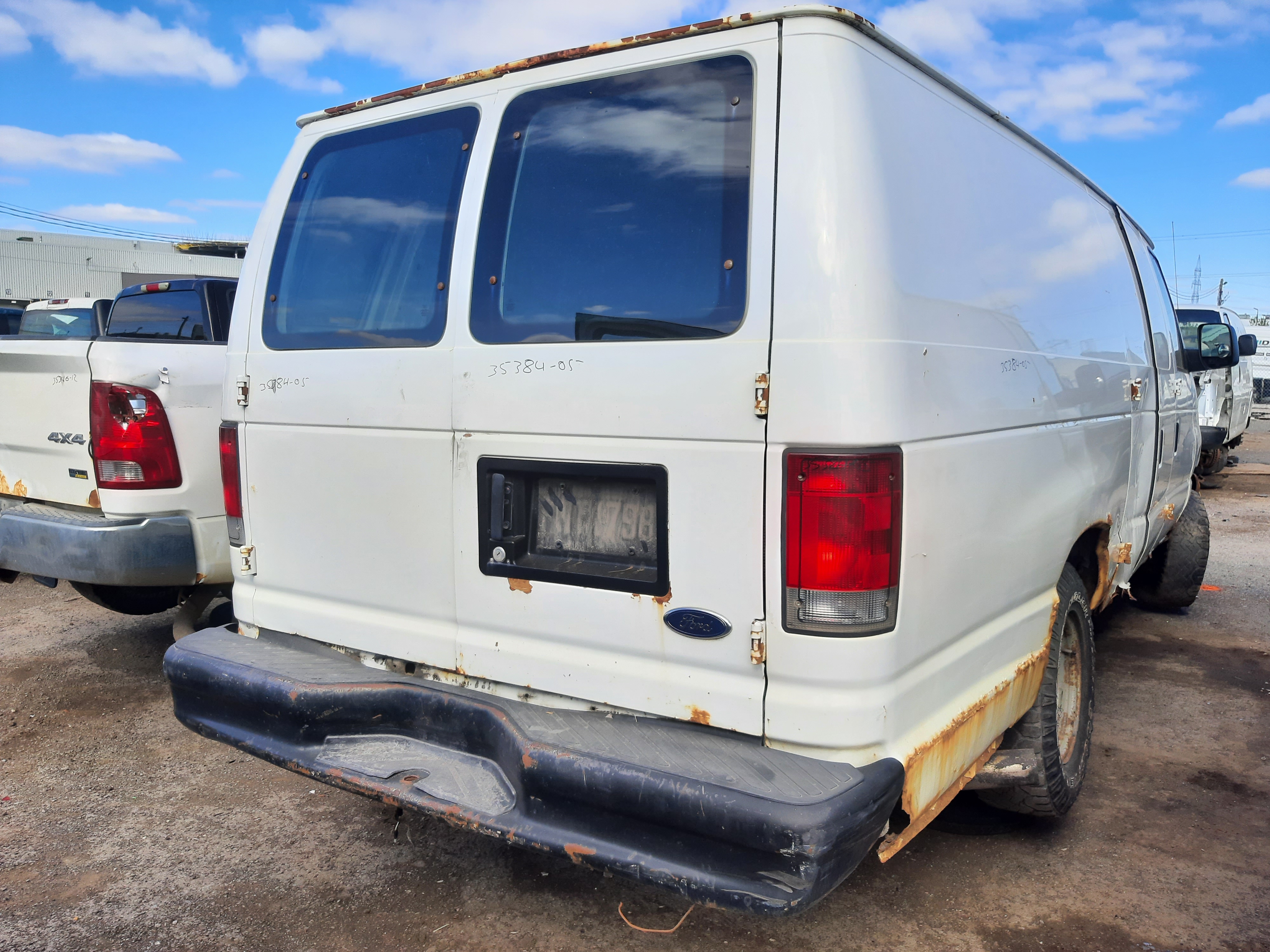 FORD ECONOLINE 2005