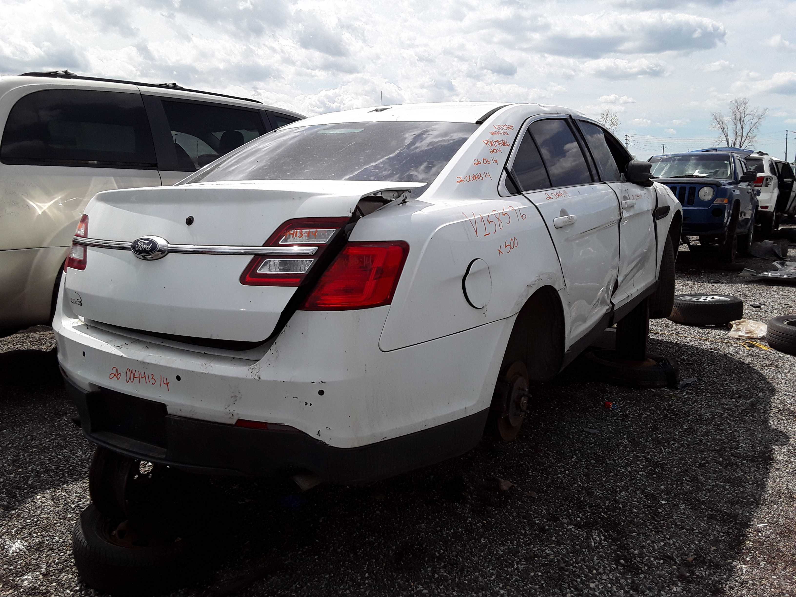 FORD TAURUS 2014