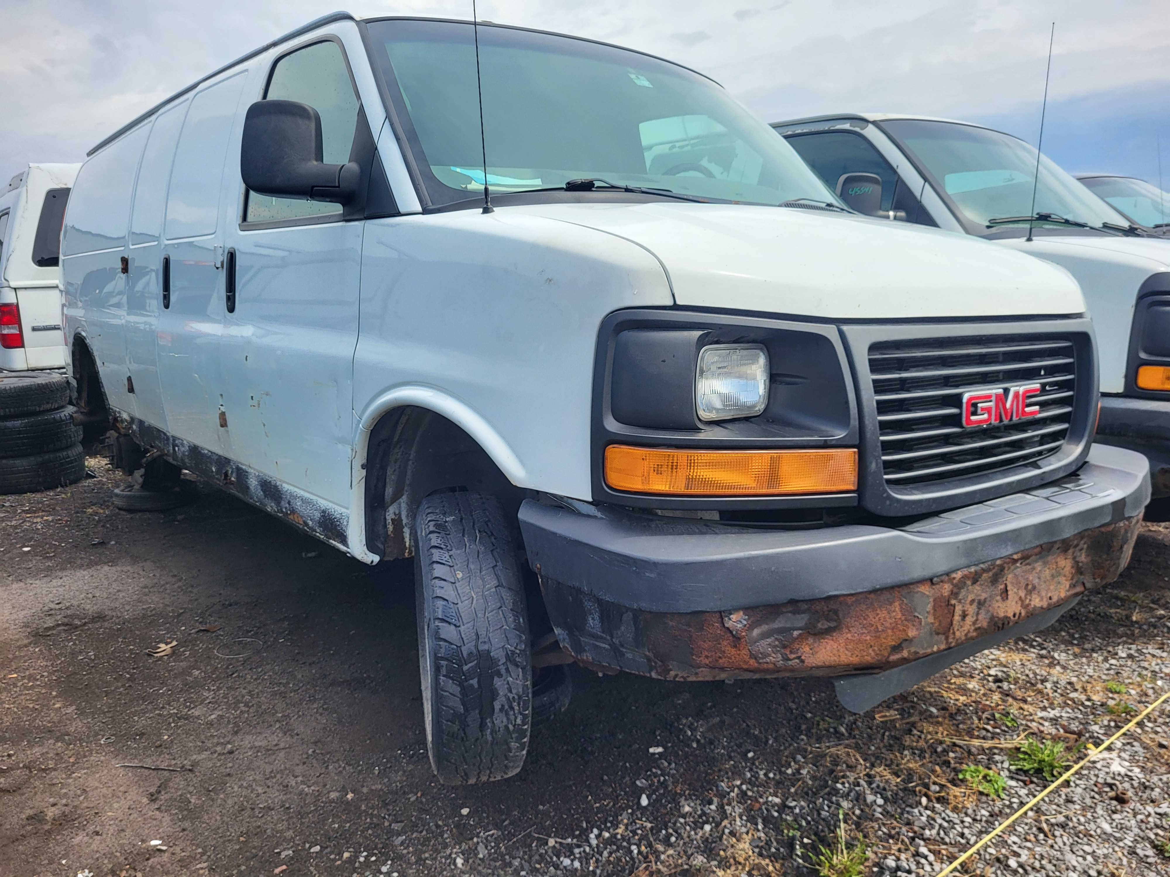 GMC SAVANA CARGO 2008