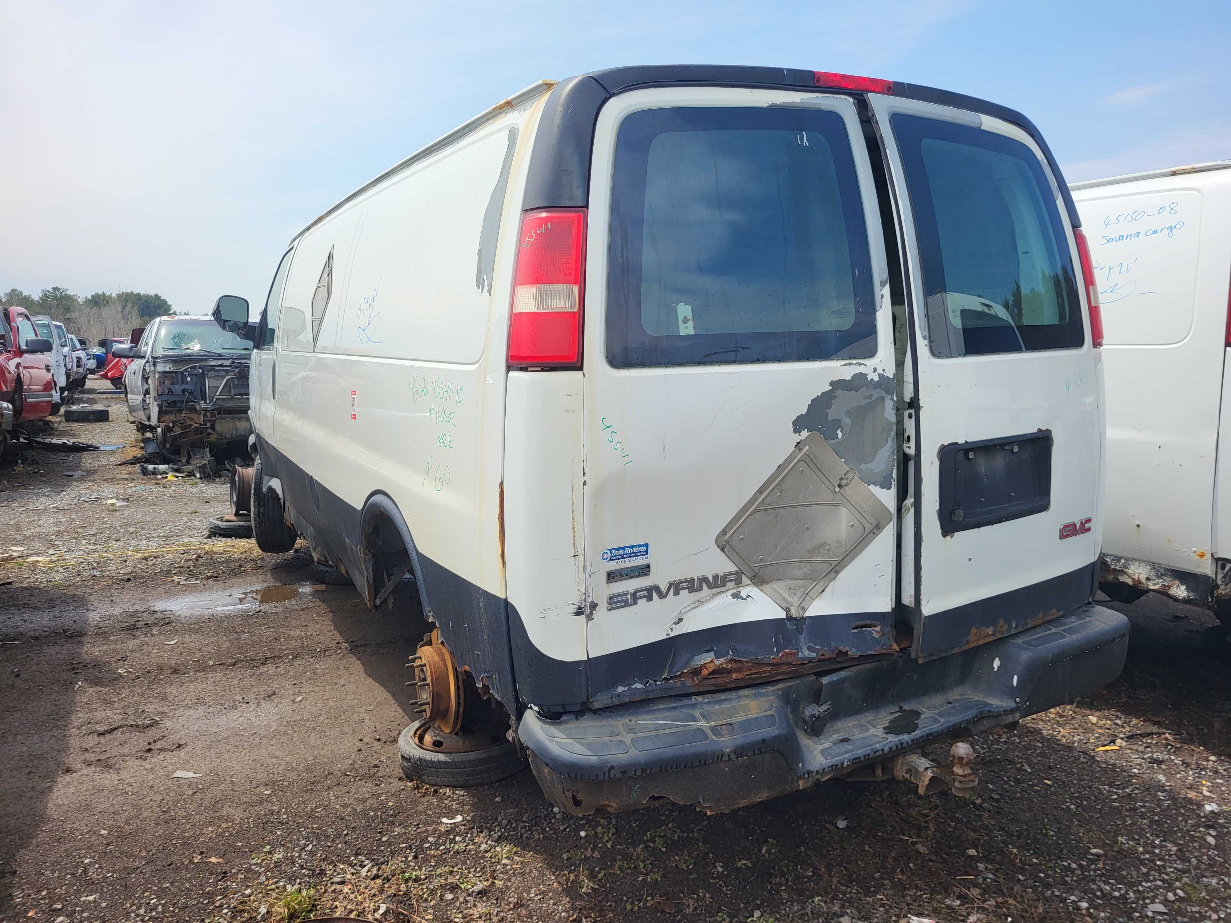 GMC SAVANA CARGO 2010