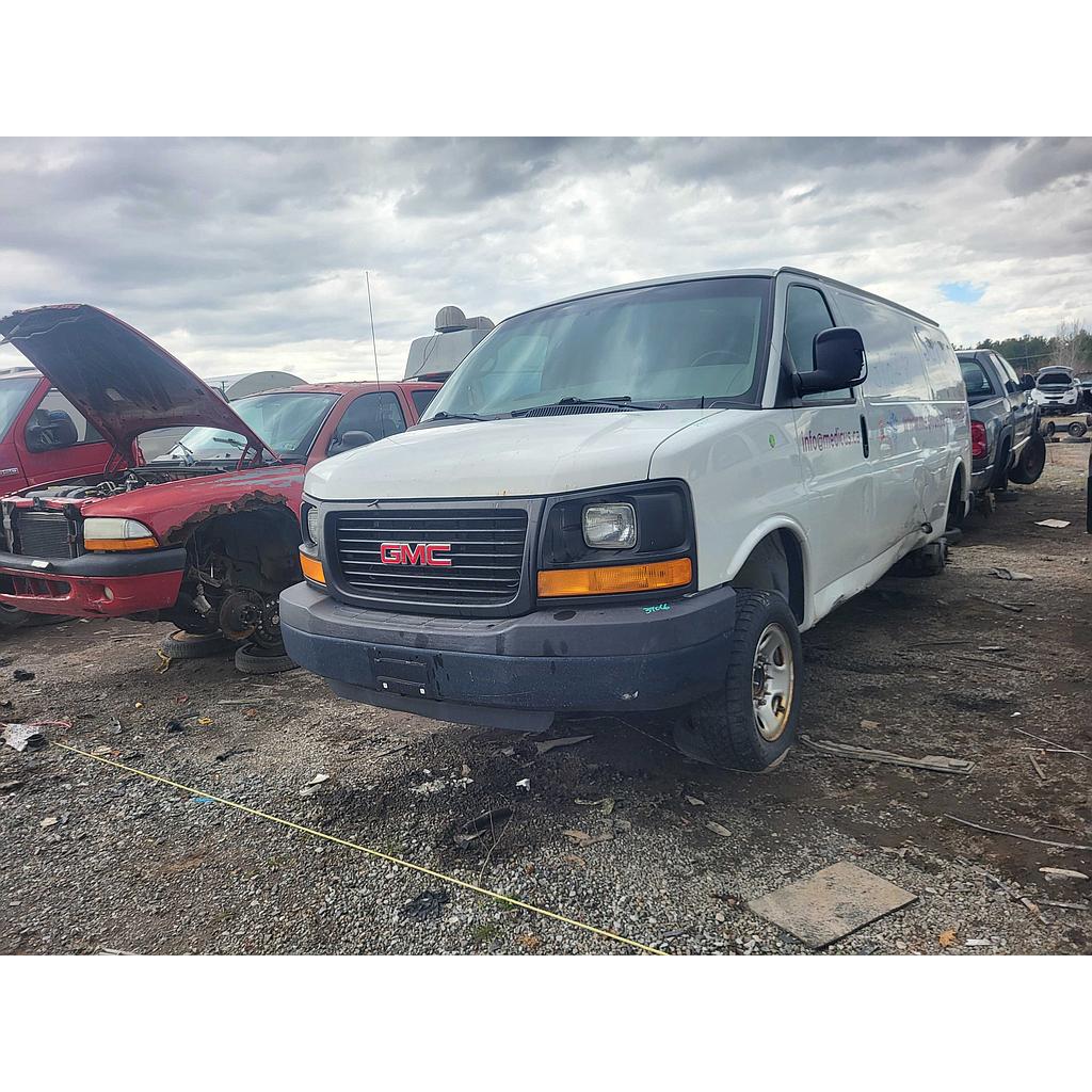 GMC SAVANA CARGO 2015