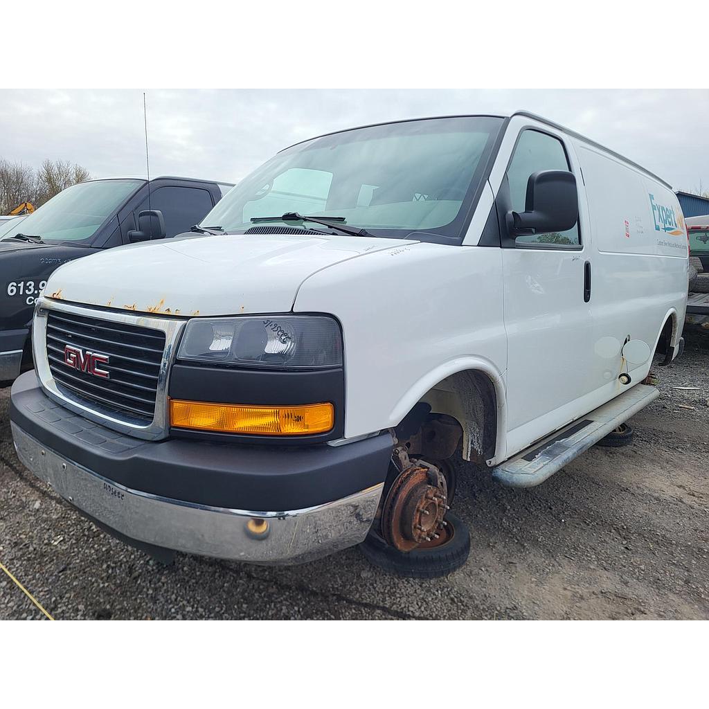 GMC SAVANA CARGO 2015