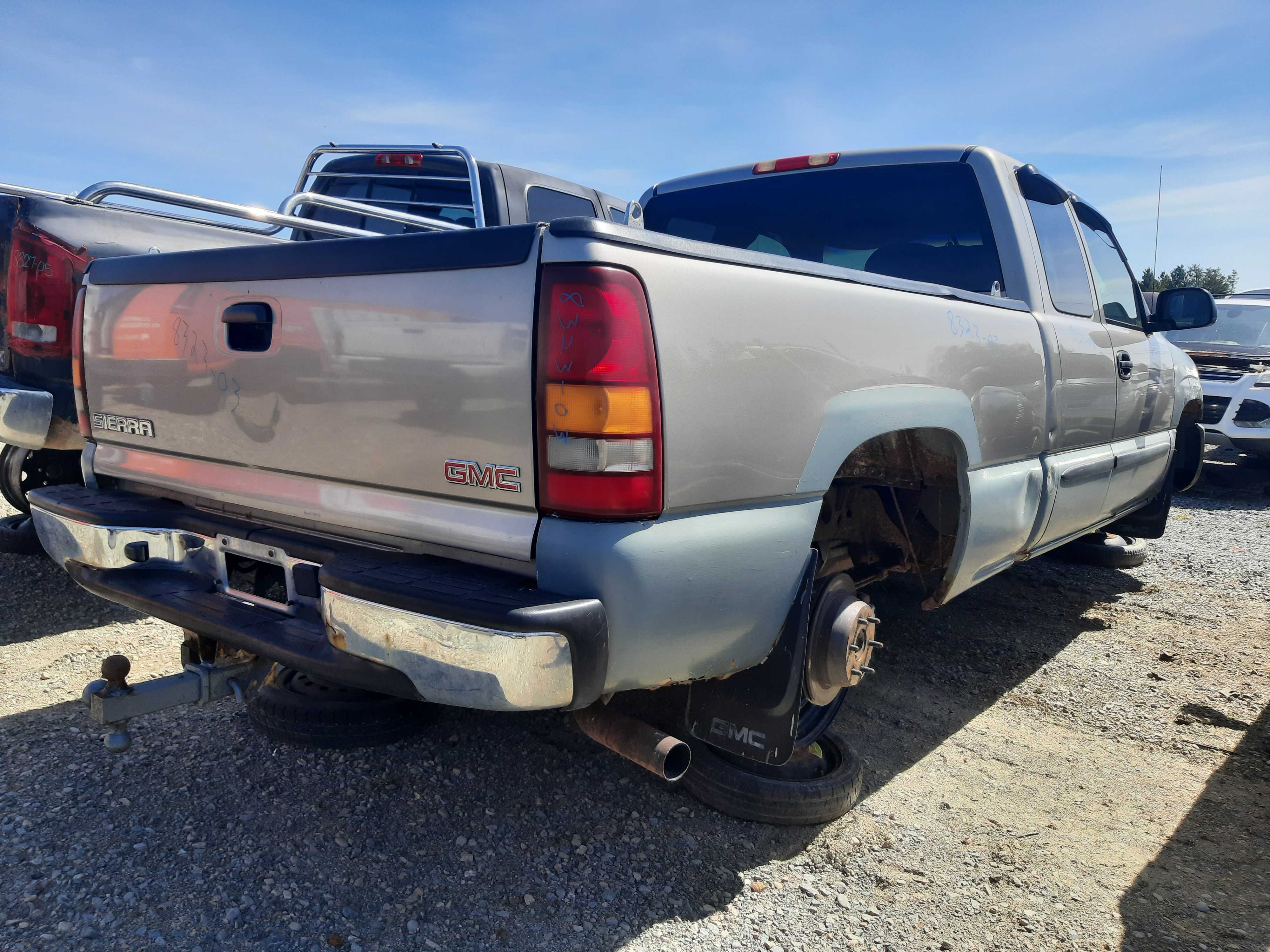 GMC SIERRA 1500 2003