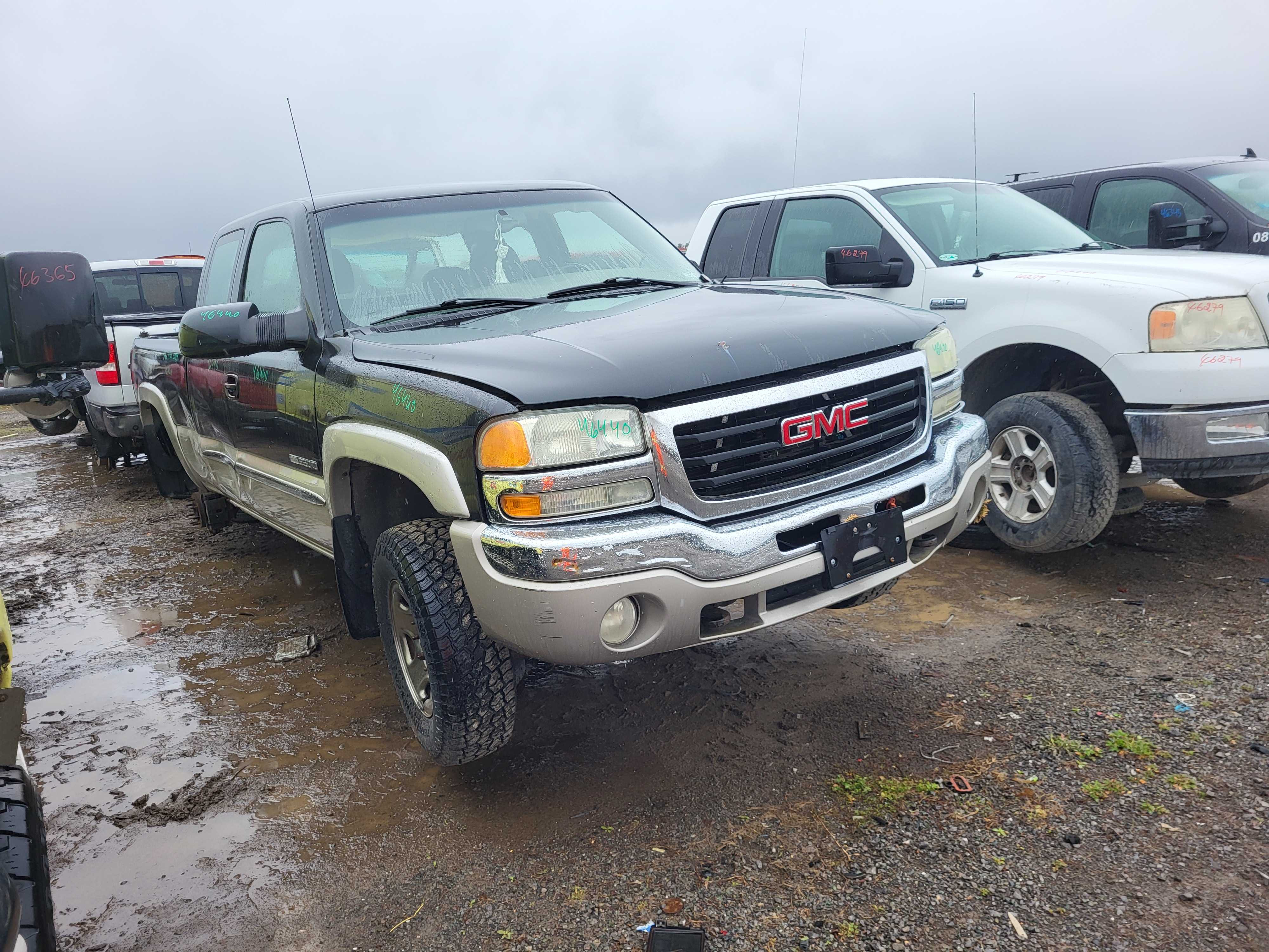 GMC SIERRA 2500 2004