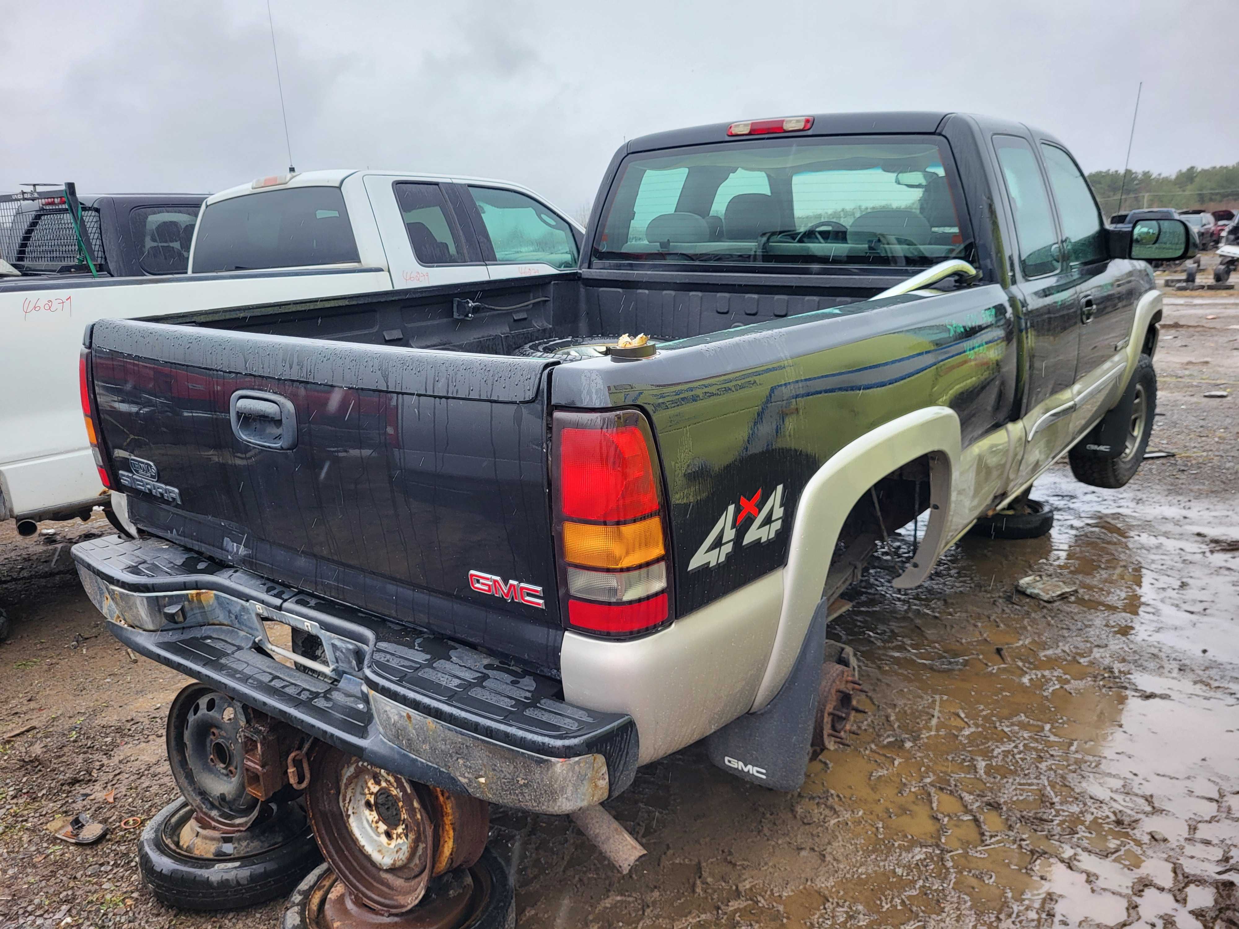 GMC SIERRA 2500 2004