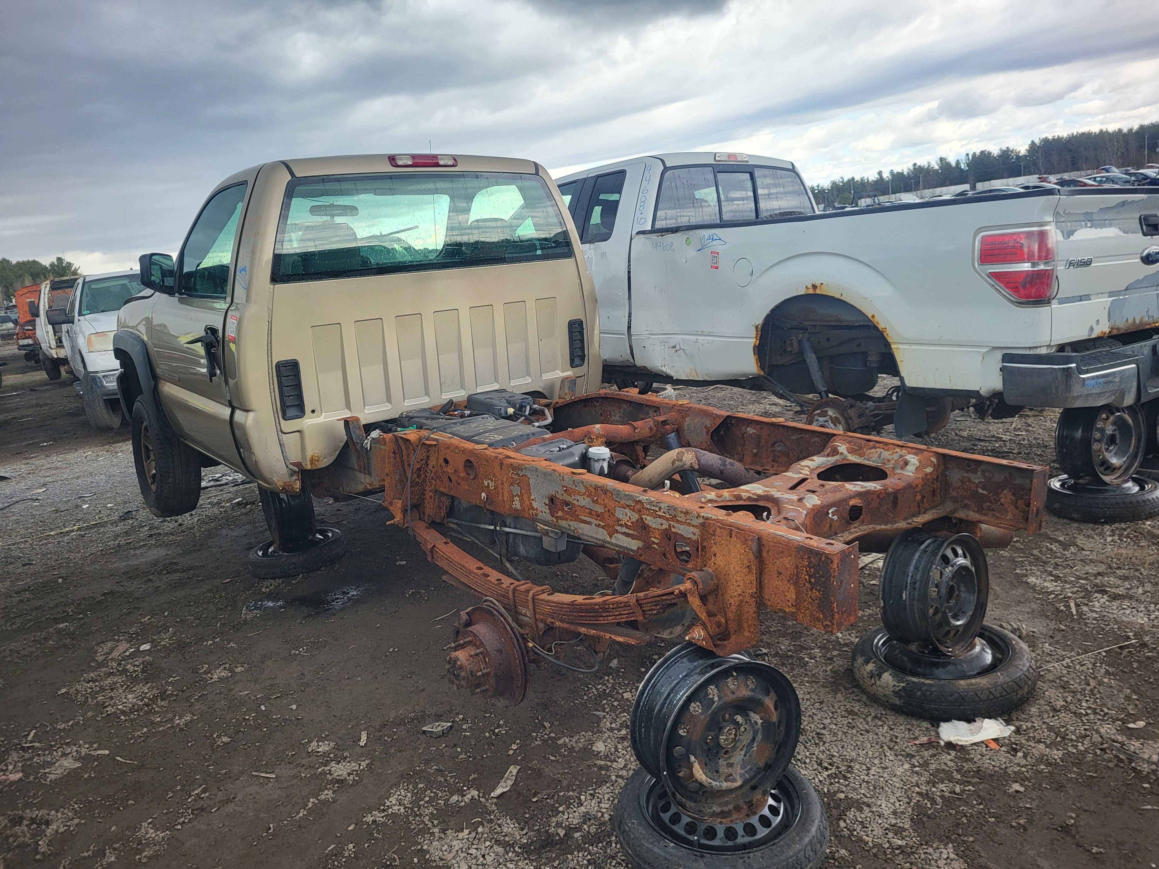 GMC SIERRA 2500 2004