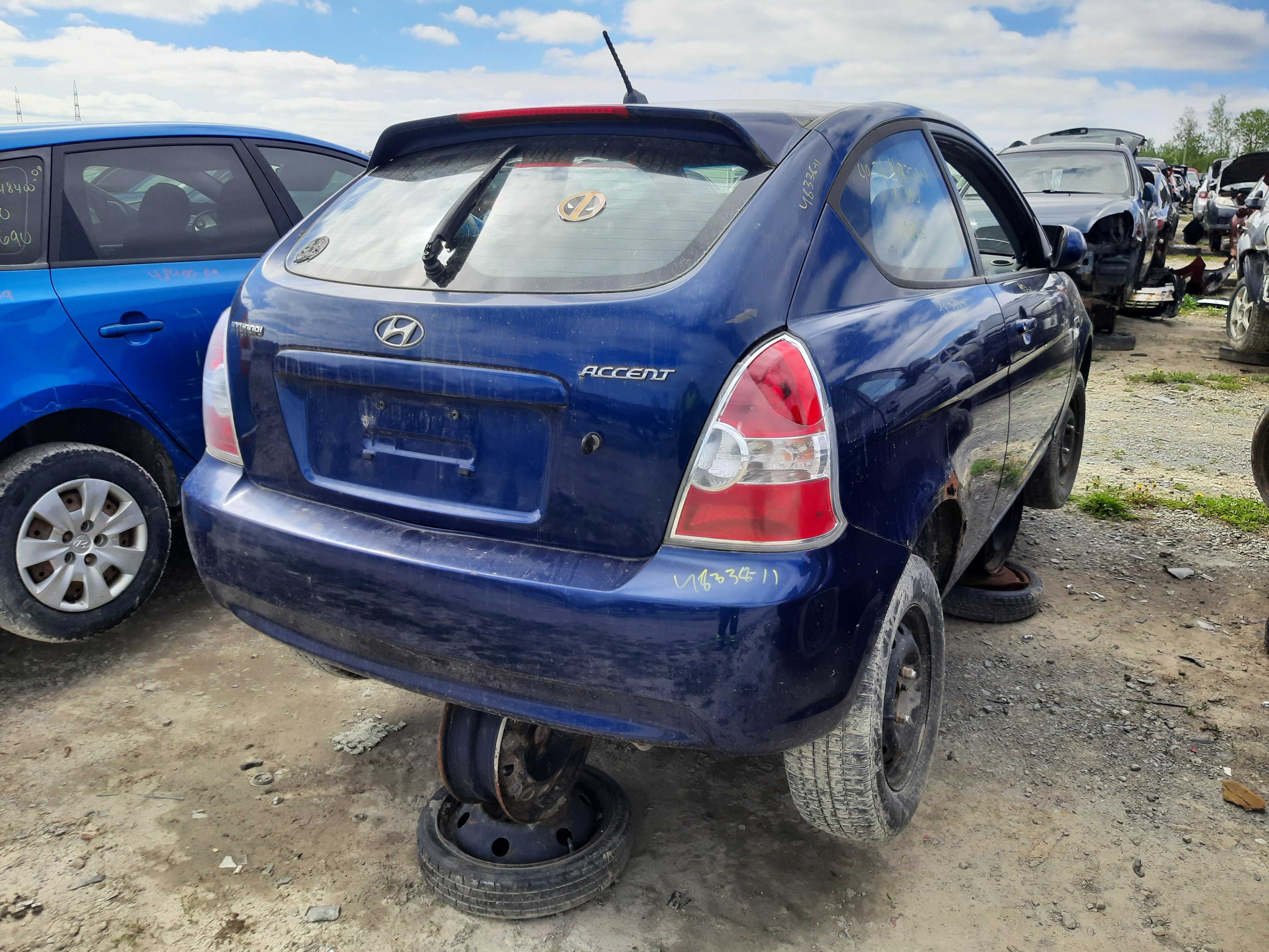HYUNDAI ACCENT 2011