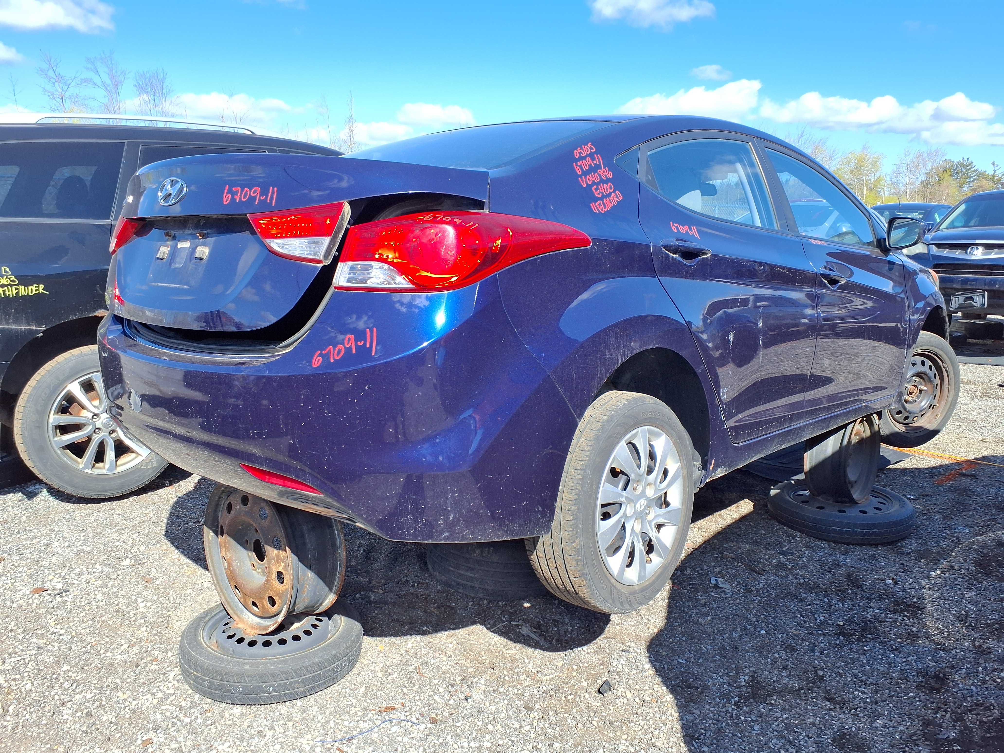 HYUNDAI ELANTRA 2011