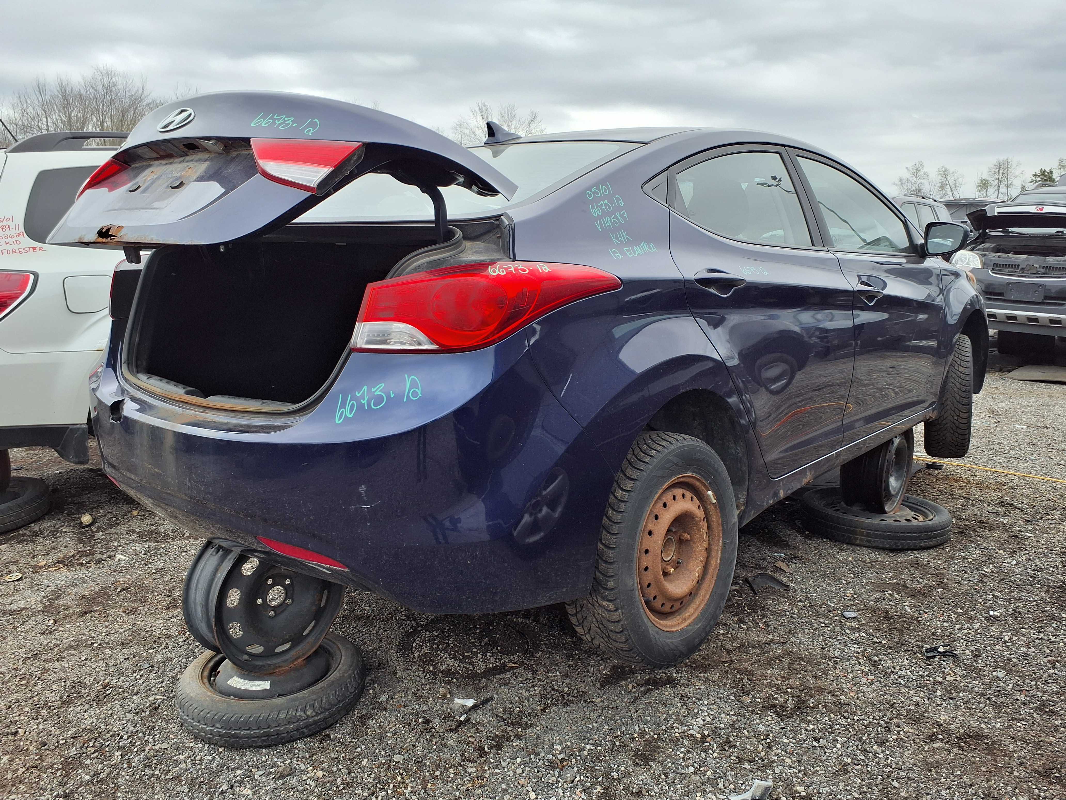 HYUNDAI ELANTRA 2012
