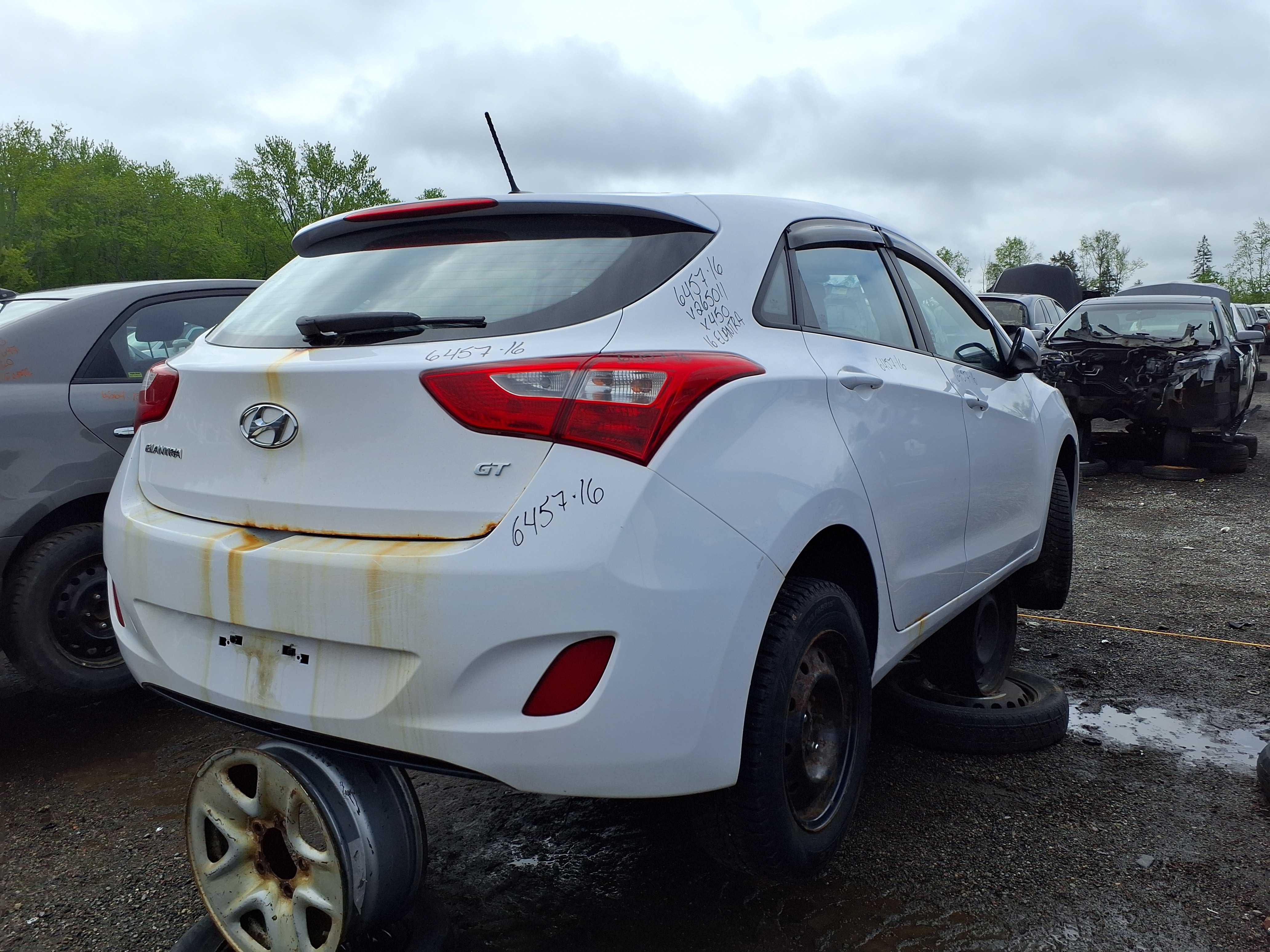 HYUNDAI ELANTRA 2016