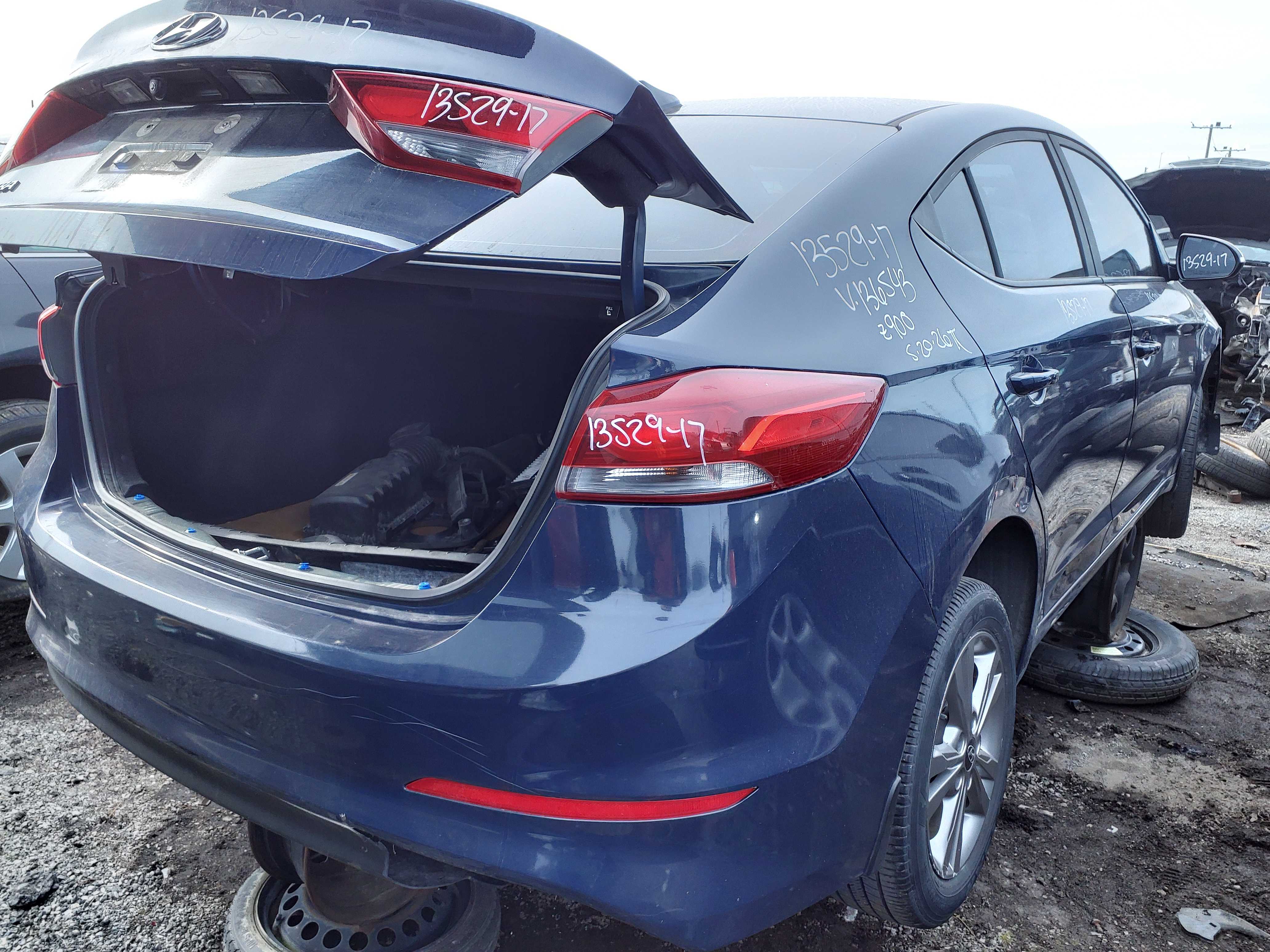 HYUNDAI ELANTRA 2017